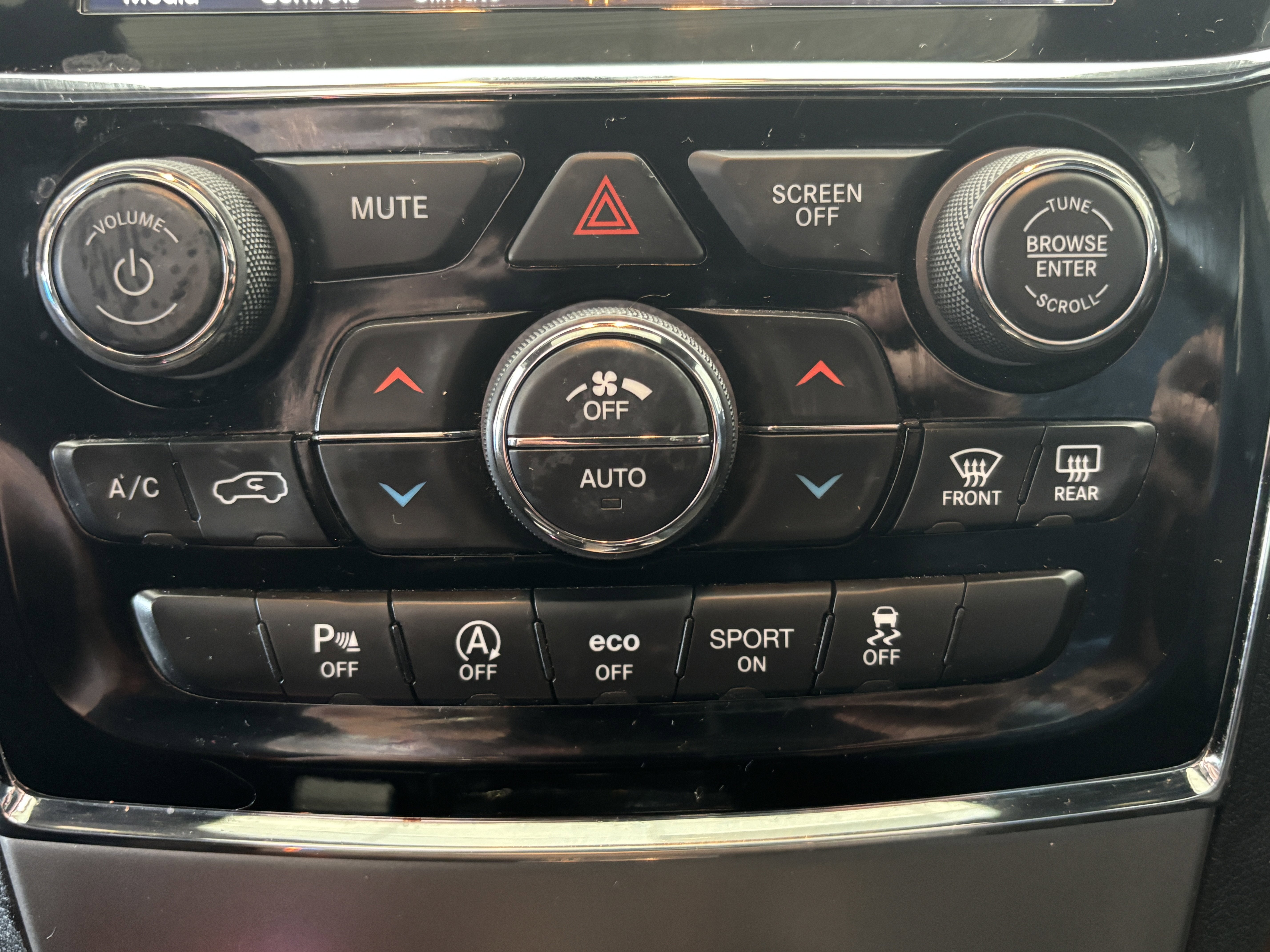 2020 Jeep Grand Cherokee Overland