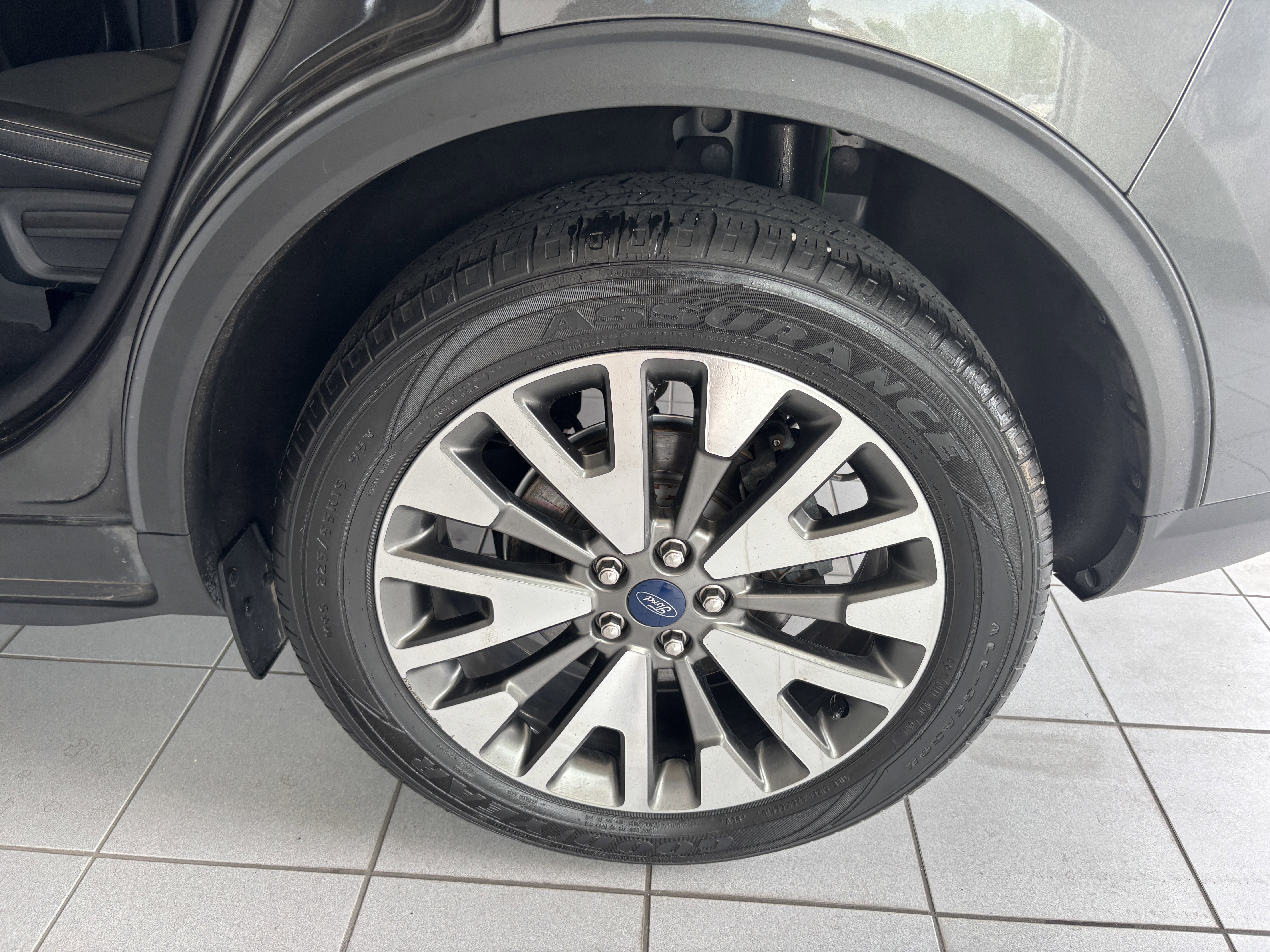 2020 Ford Escape Titanium Hybrid