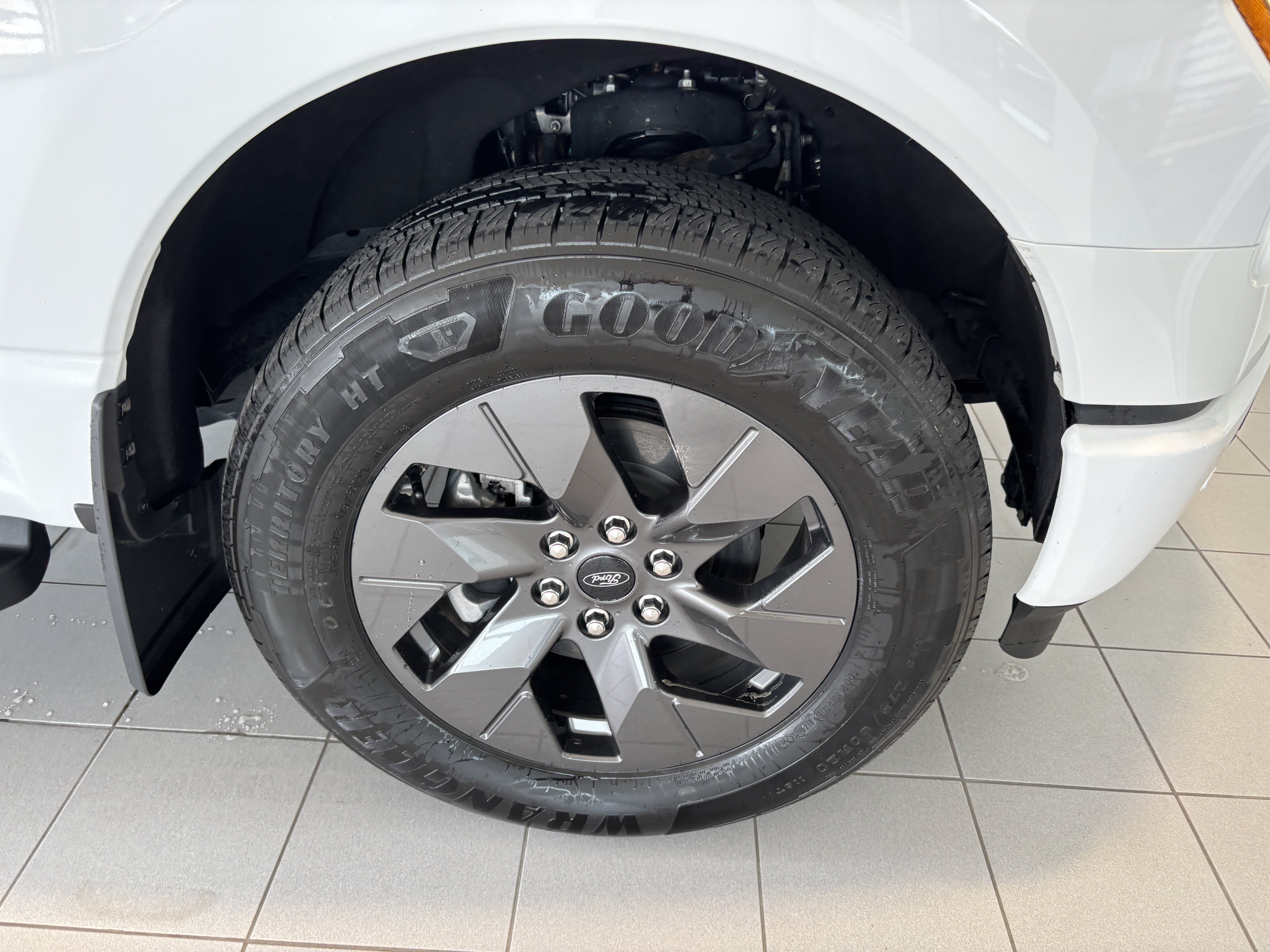 2024 Ford F-150 Lightning Flash