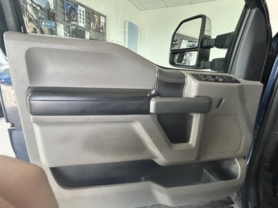 2017 Ford Super Duty F-350 SRW Platinum
