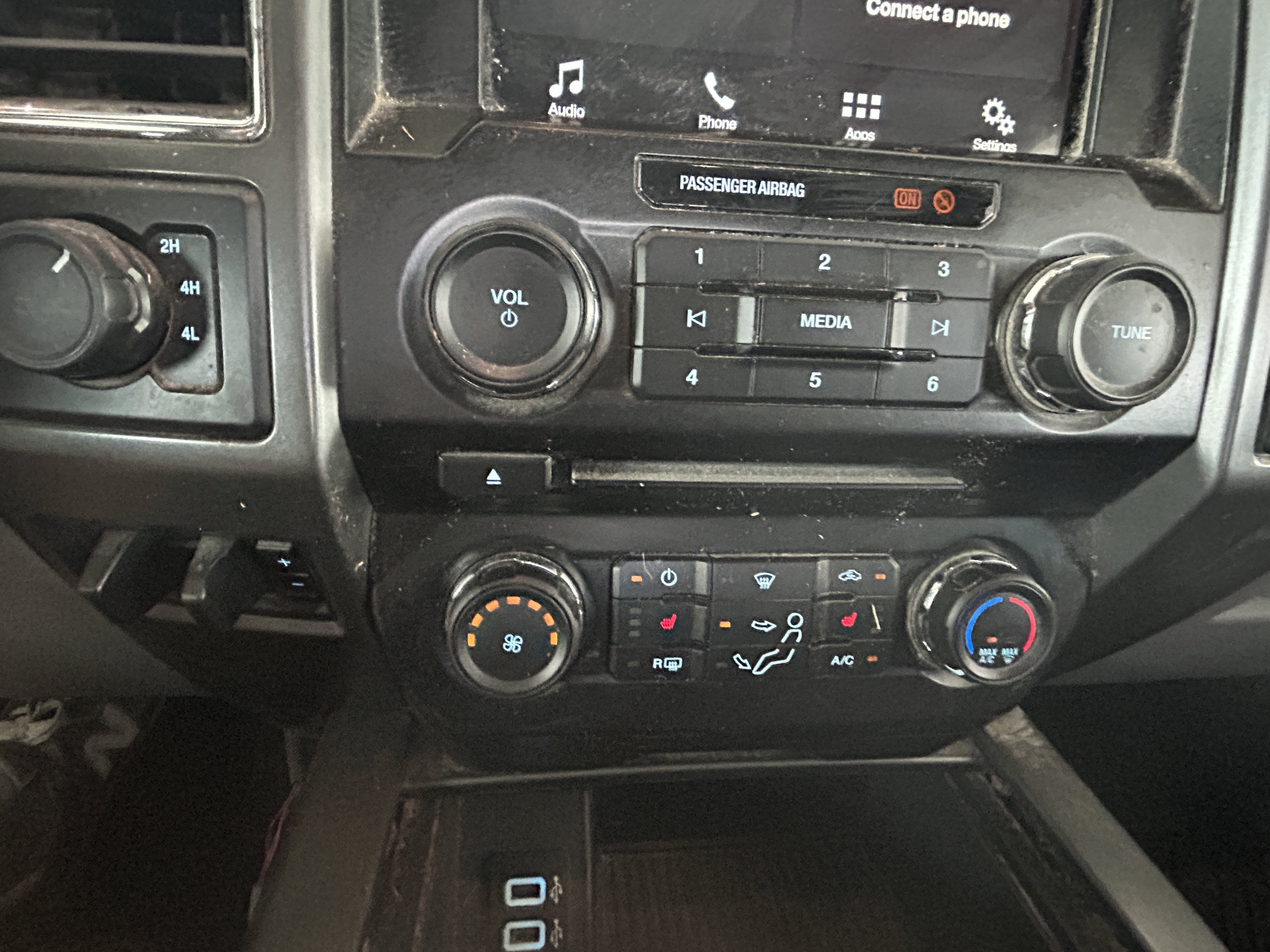 2017 Ford Super Duty F-350 SRW Platinum