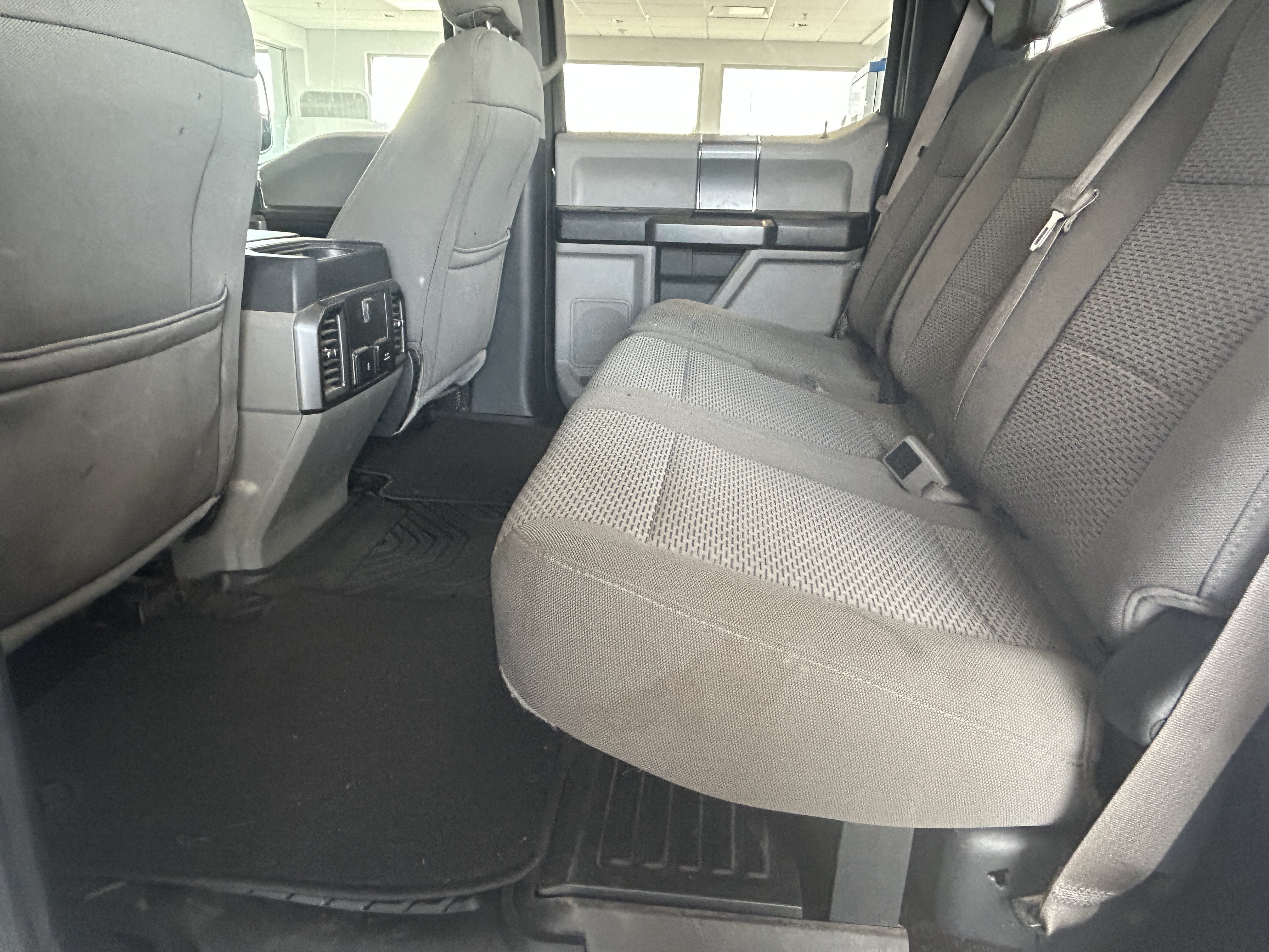 2017 Ford Super Duty F-350 SRW Platinum
