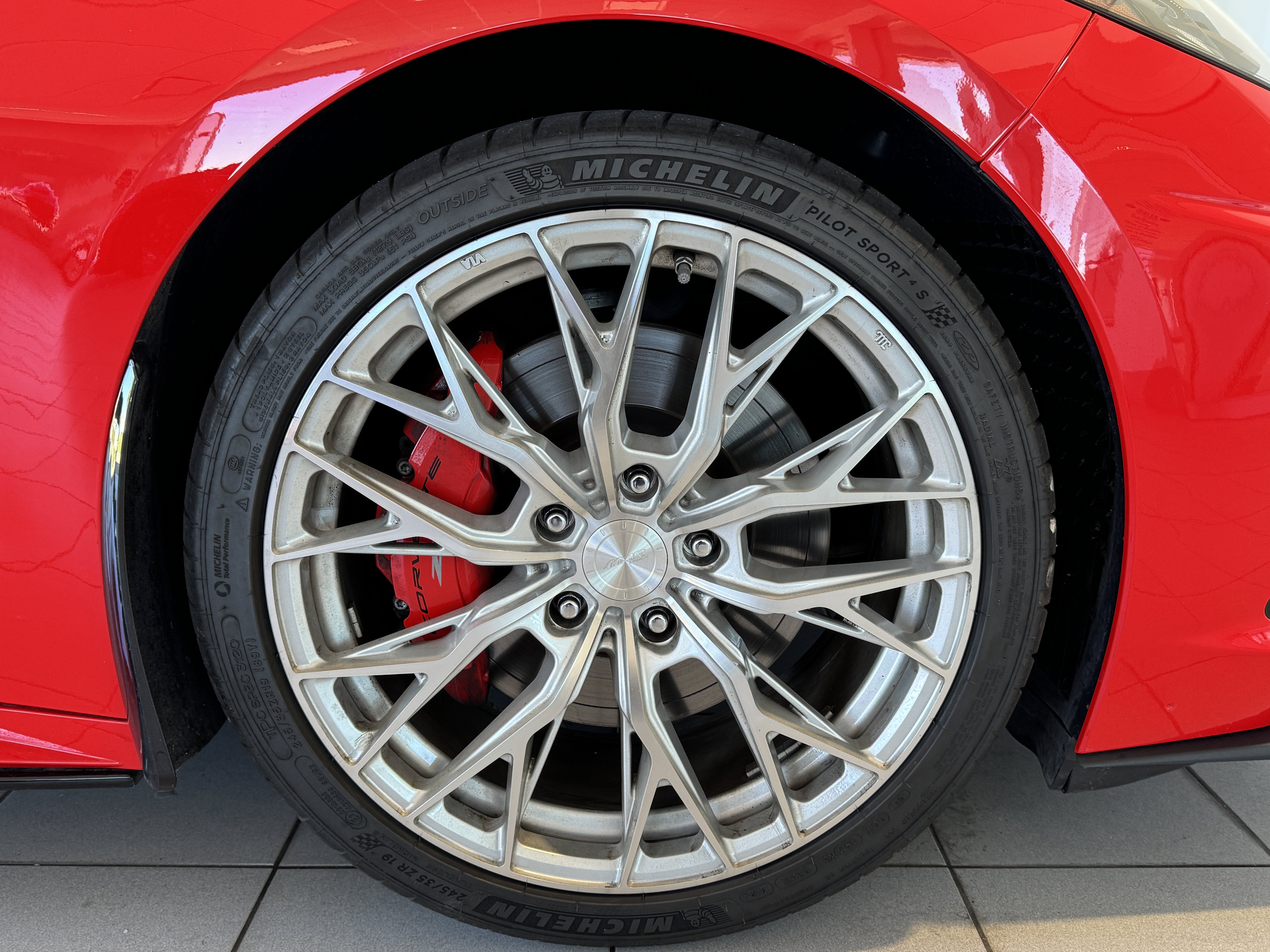 2024 Chevrolet Corvette Stingray 2LT