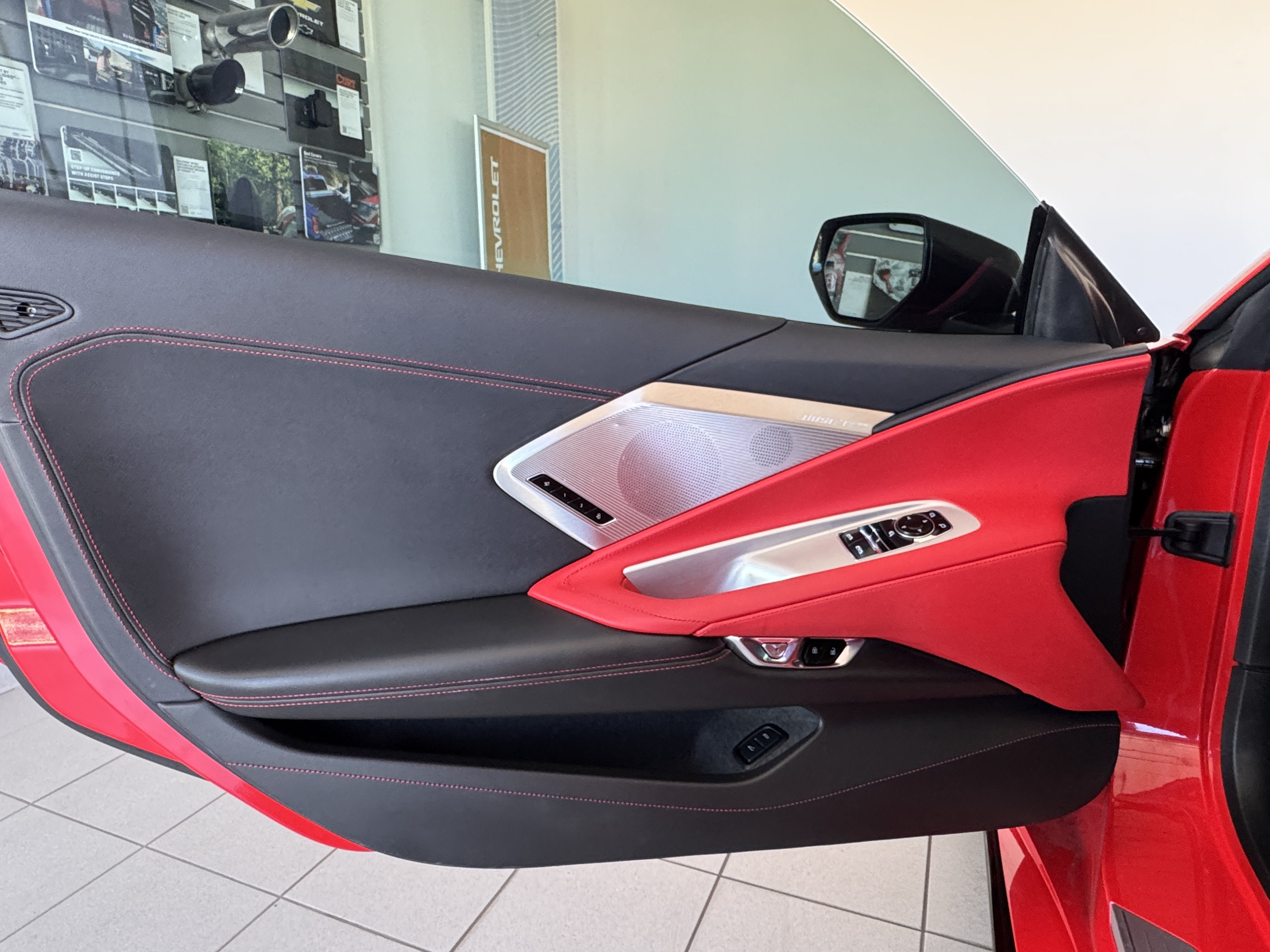 2024 Chevrolet Corvette Stingray 2LT