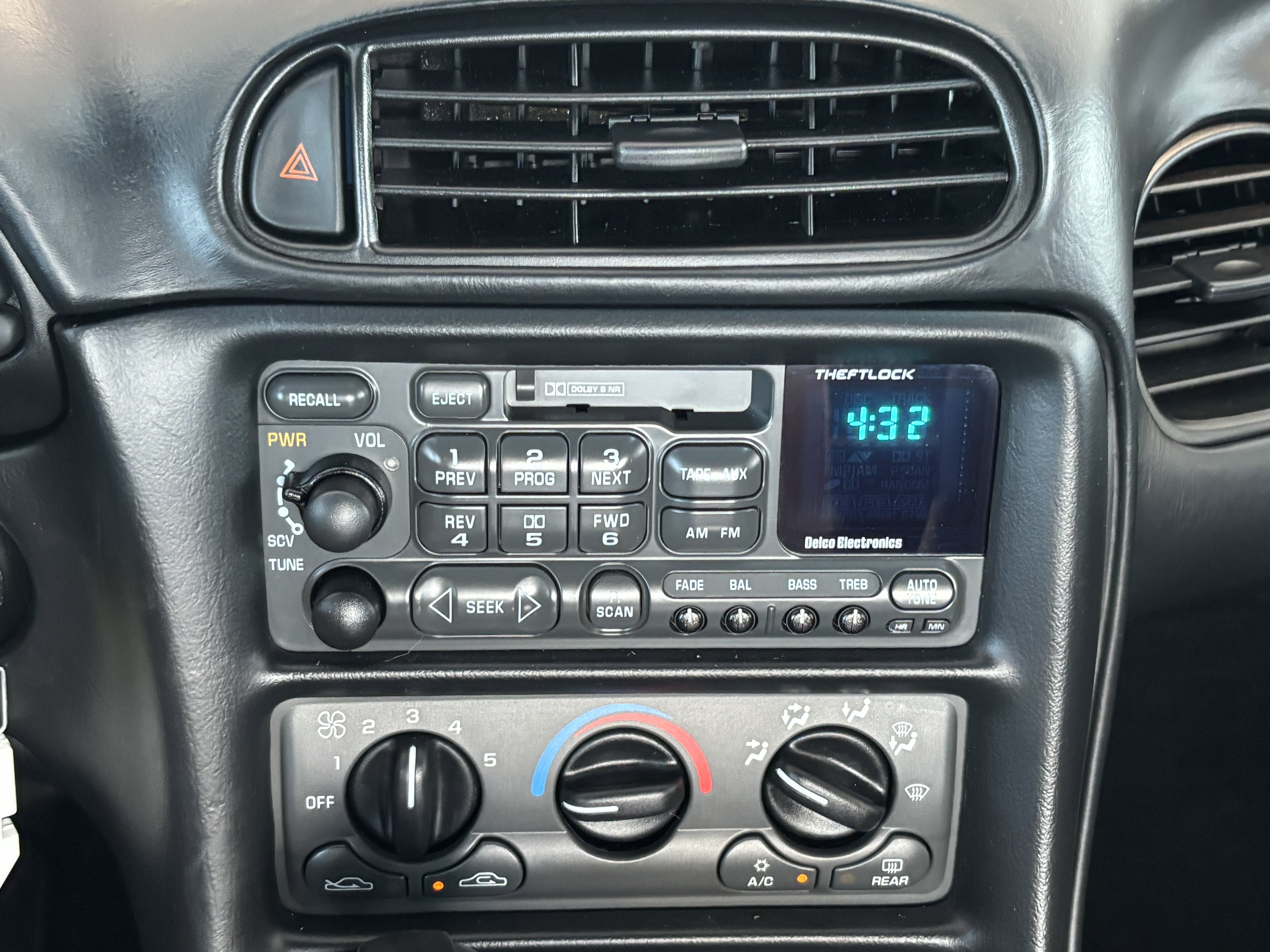 2001 Chevrolet Corvette 2dr Cpe