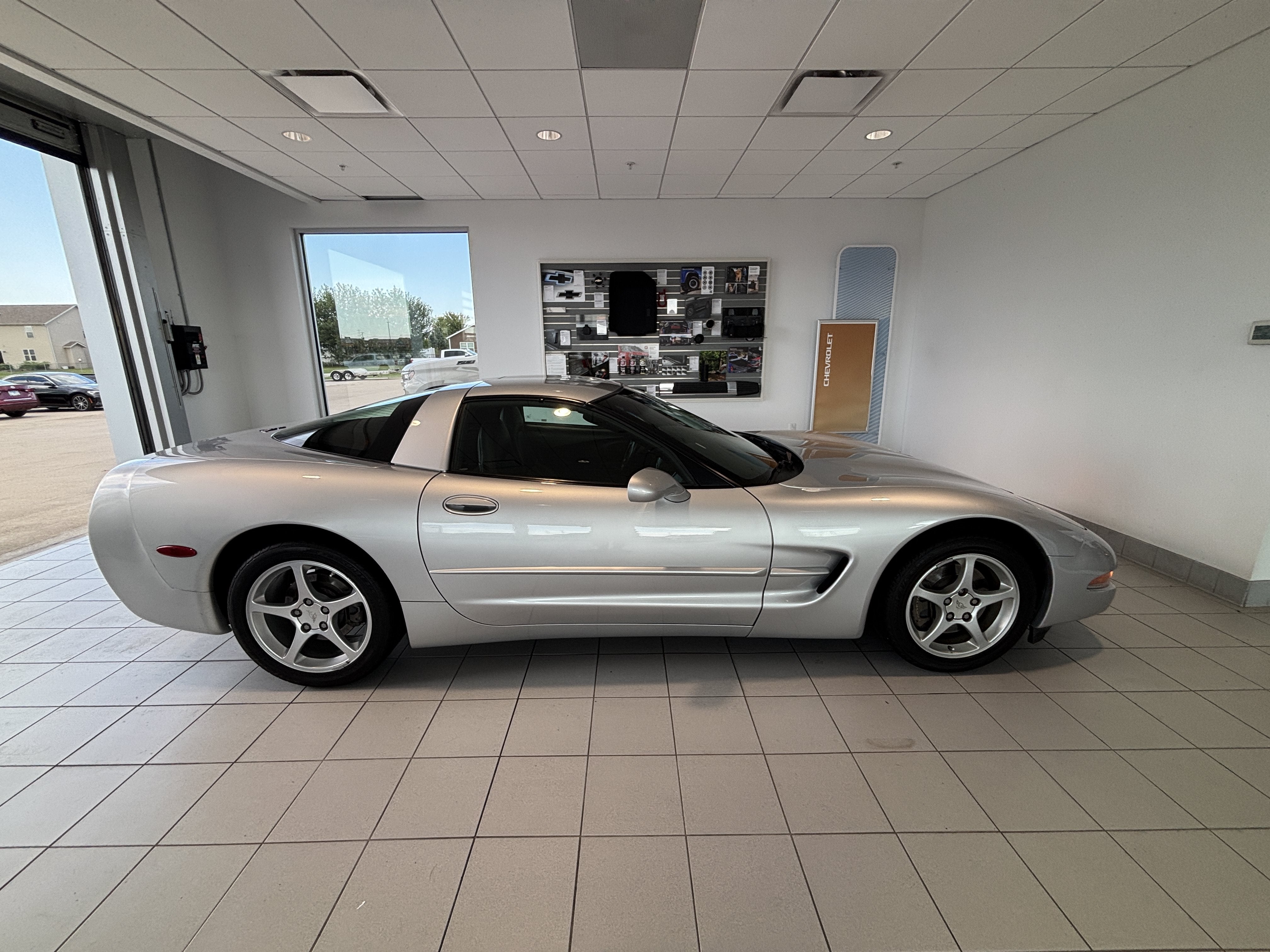 2001 Chevrolet Corvette 2dr Cpe