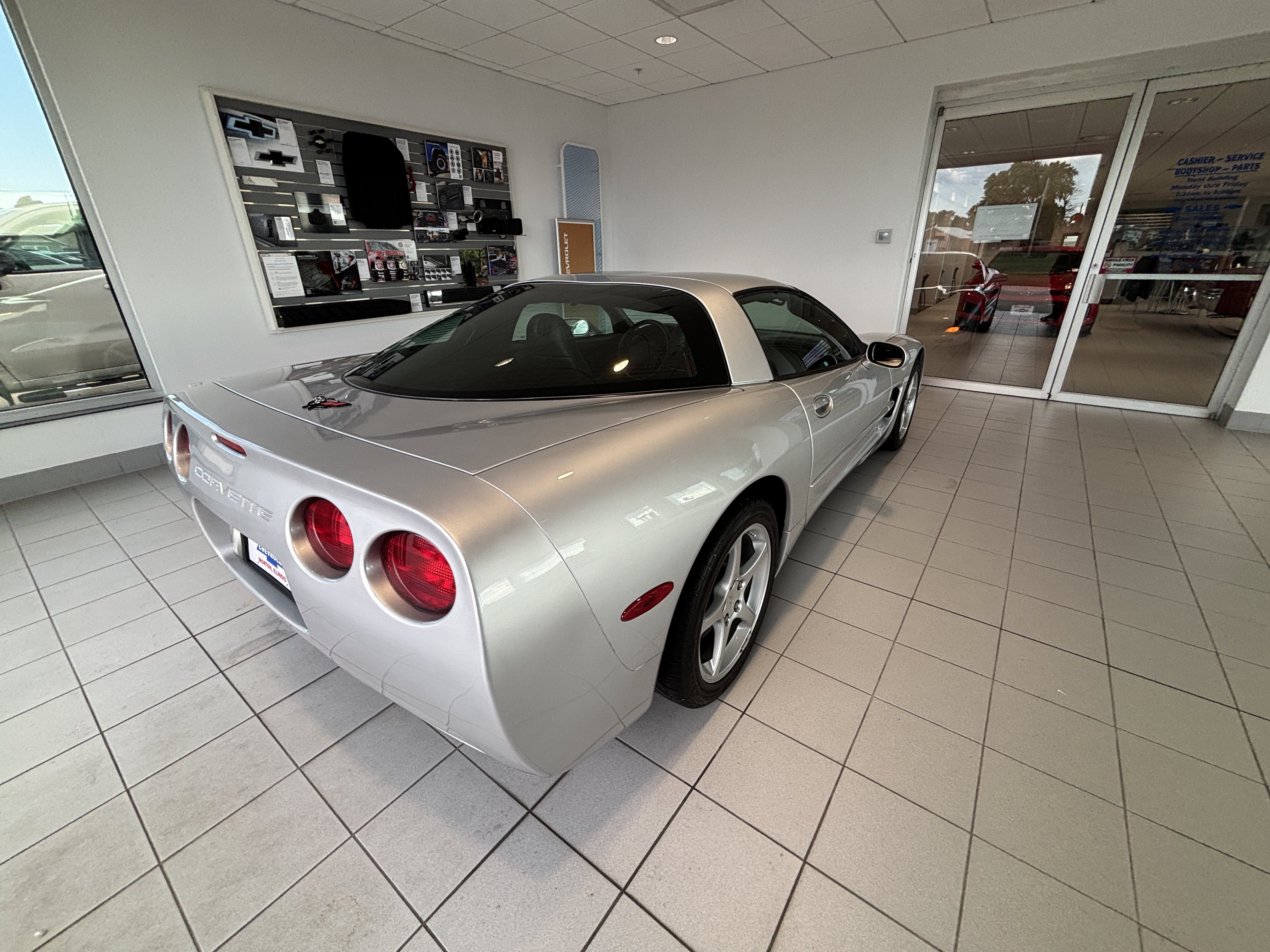 2001 Chevrolet Corvette 2dr Cpe