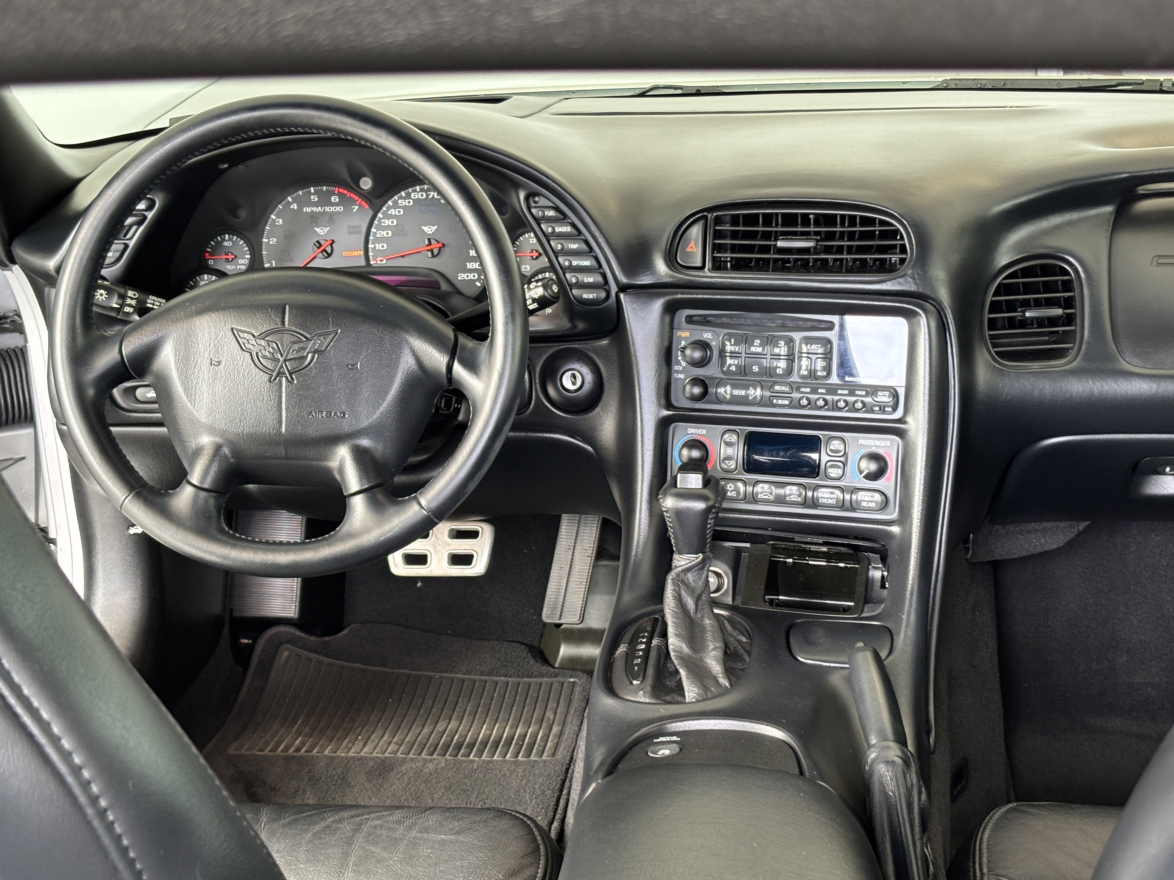 2002 Chevrolet Corvette 2dr Cpe
