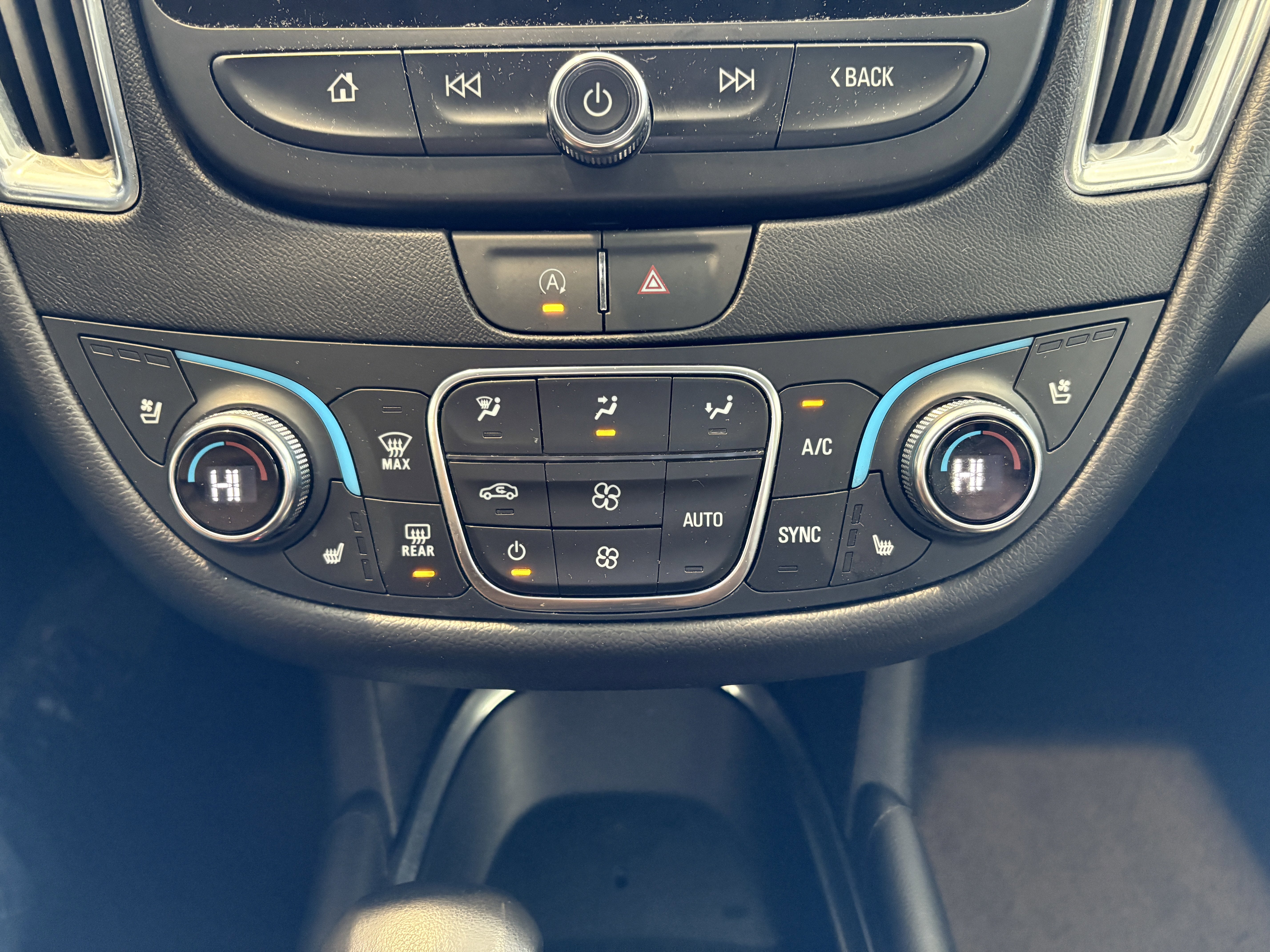 2024 Chevrolet Malibu 2LT