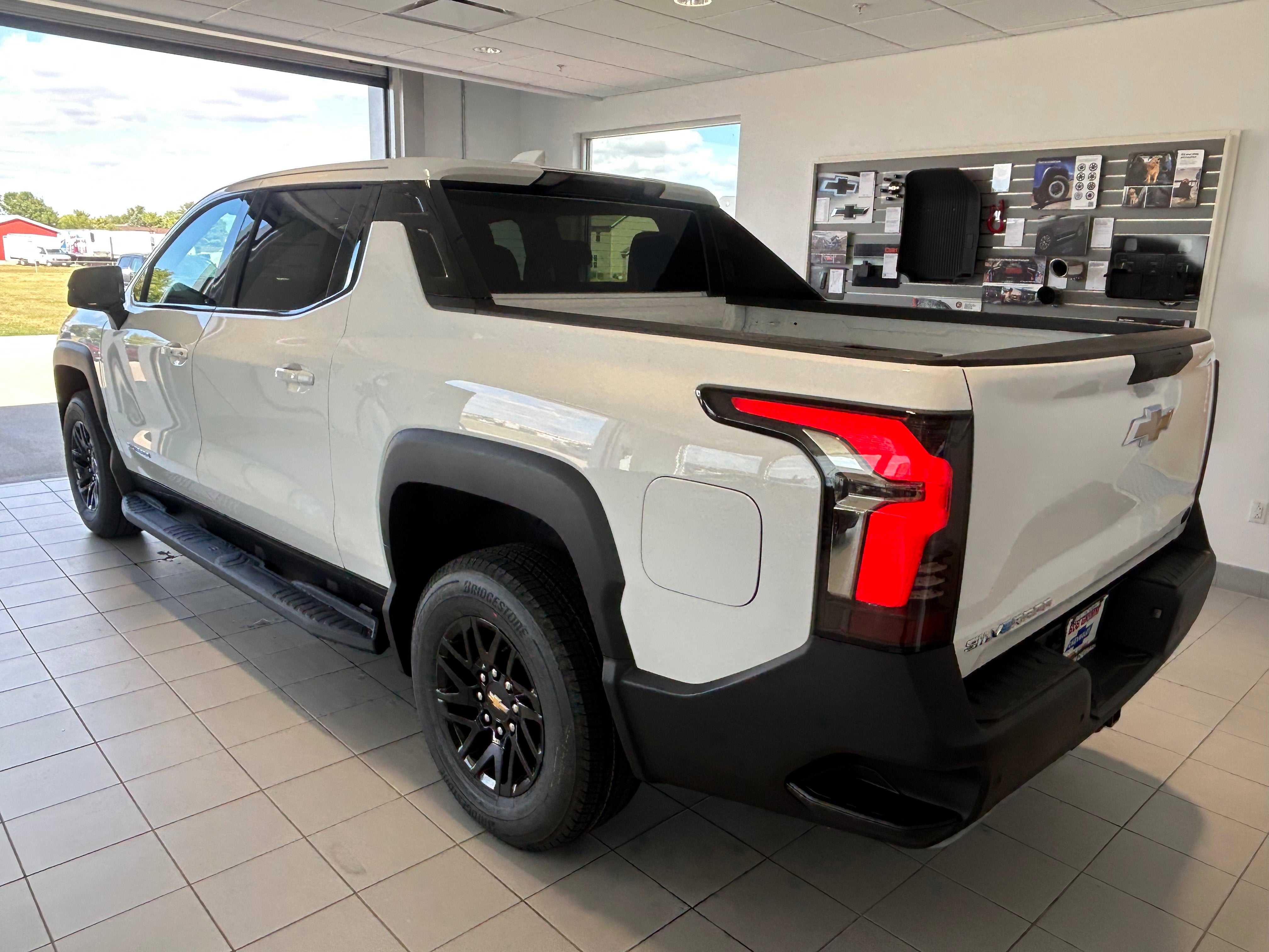2026 Chevrolet Silverado EV LT - Standard Range