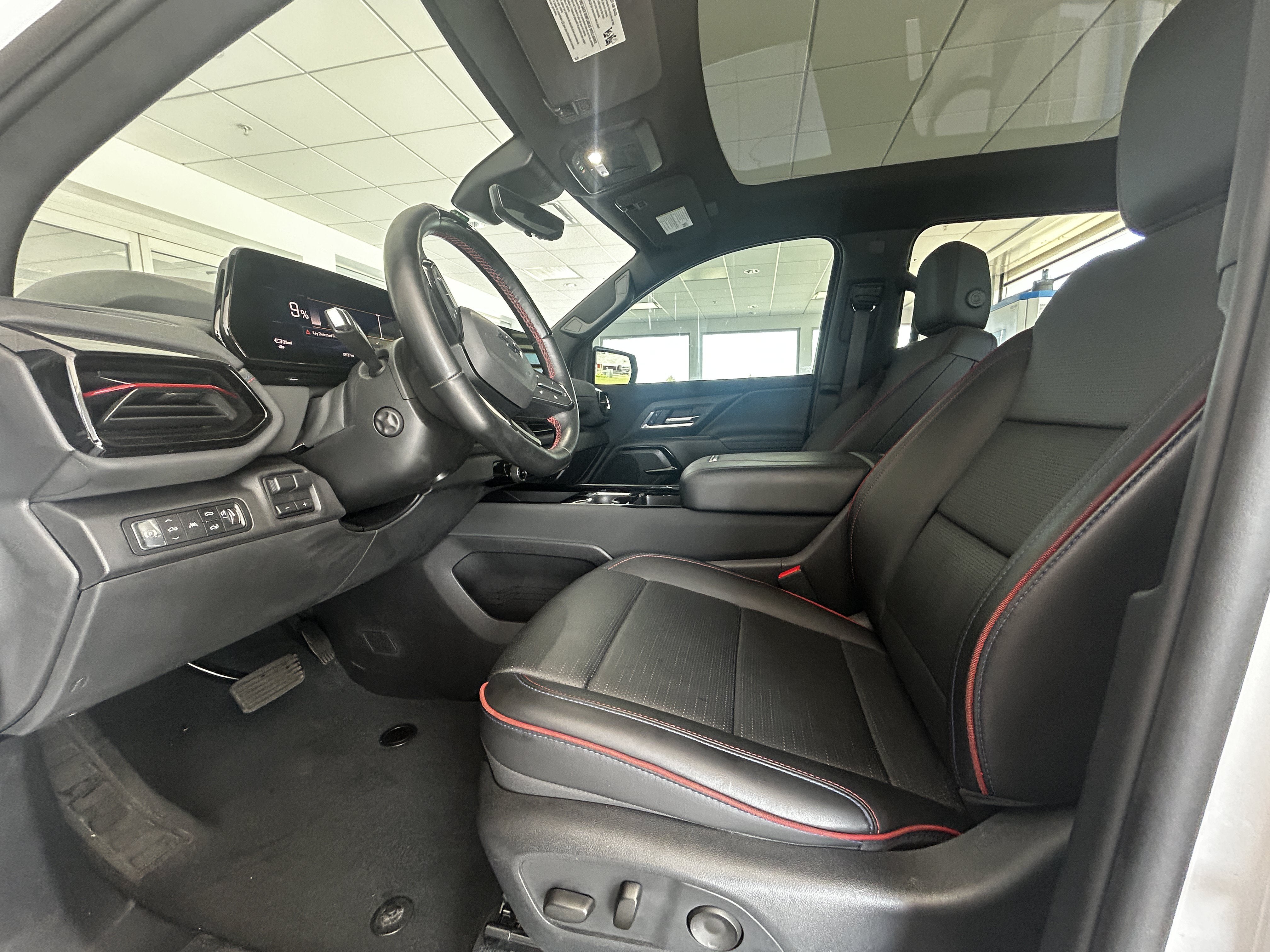 Used 2024 Chevrolet Silverado EV RST with VIN 1GC40ZEL2RU303876 for sale in Morton, IL
