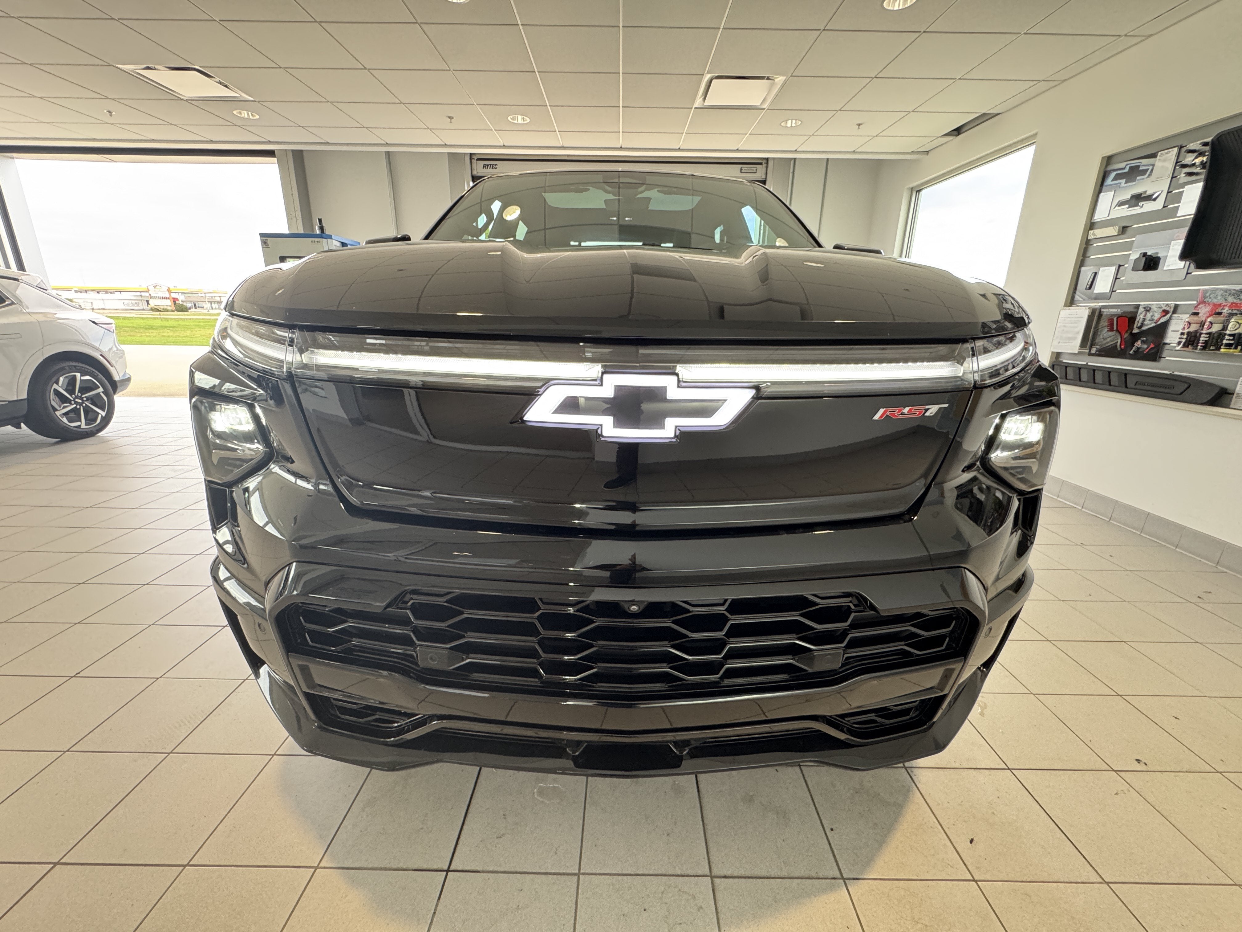 2024 Chevrolet Silverado EV RST