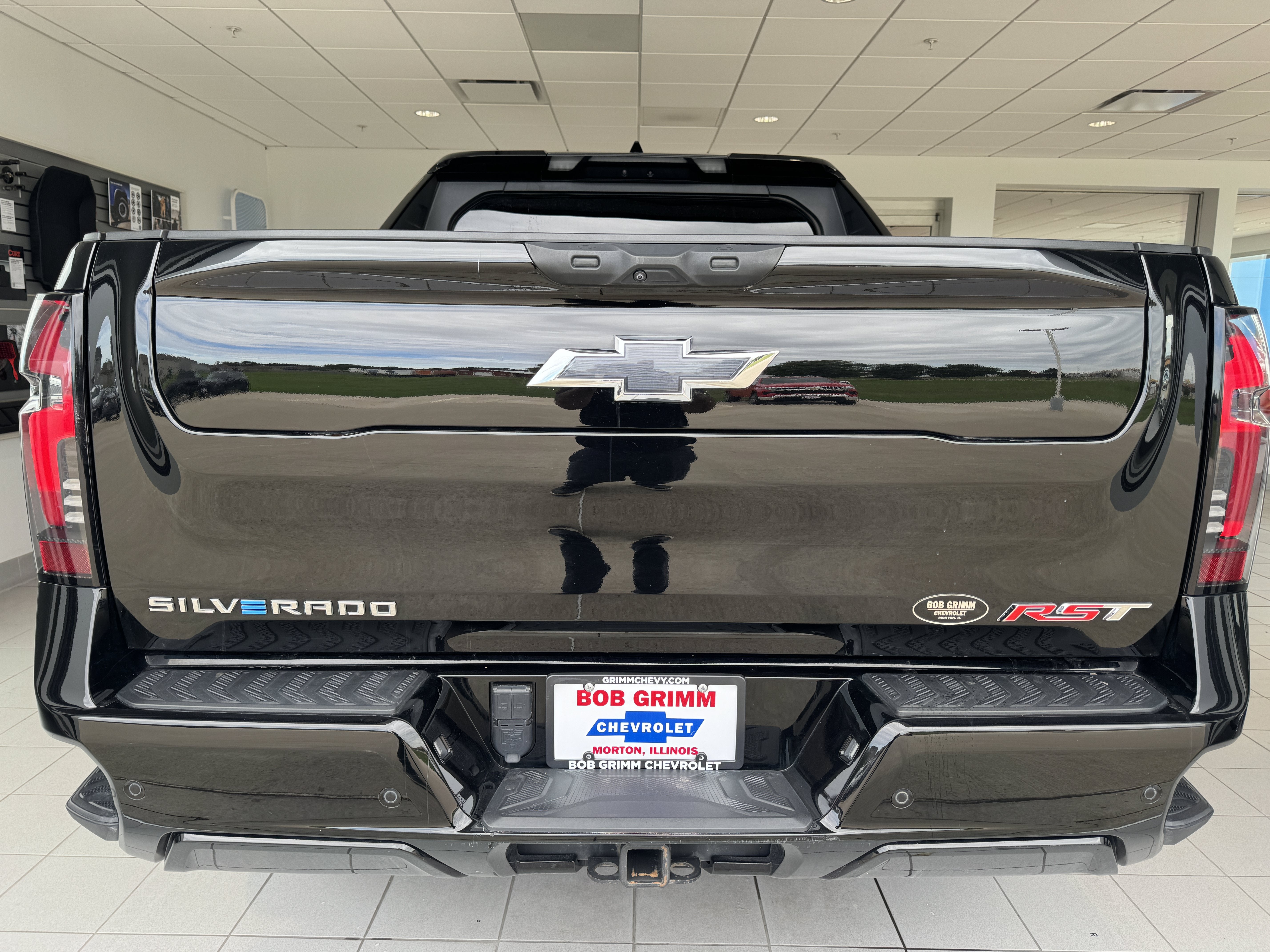 2024 Chevrolet Silverado EV RST