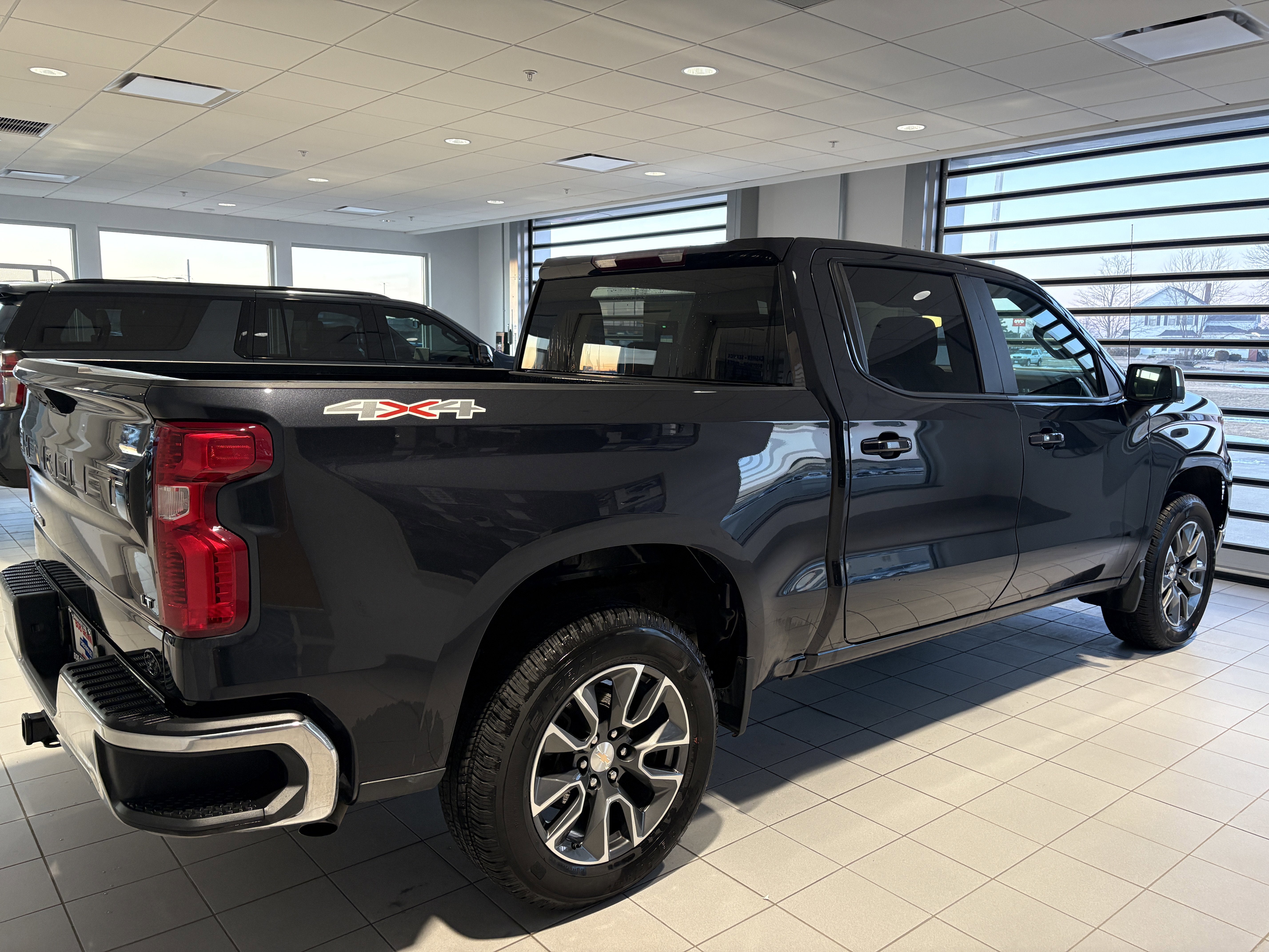 2024 Chevrolet Silverado 1500 LT (2FL)