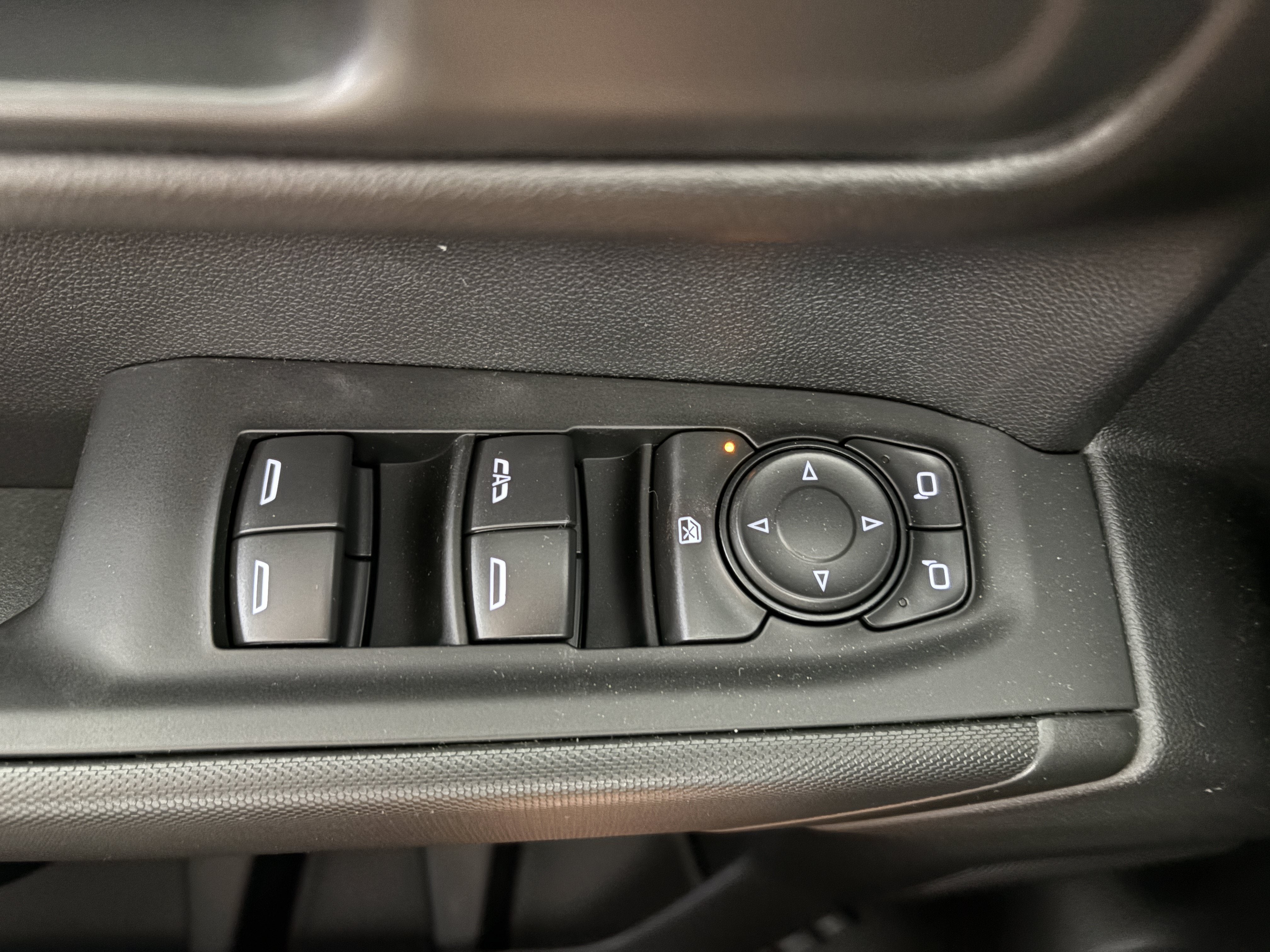 2026 Chevrolet Silverado 1500 Custom - Photo 12