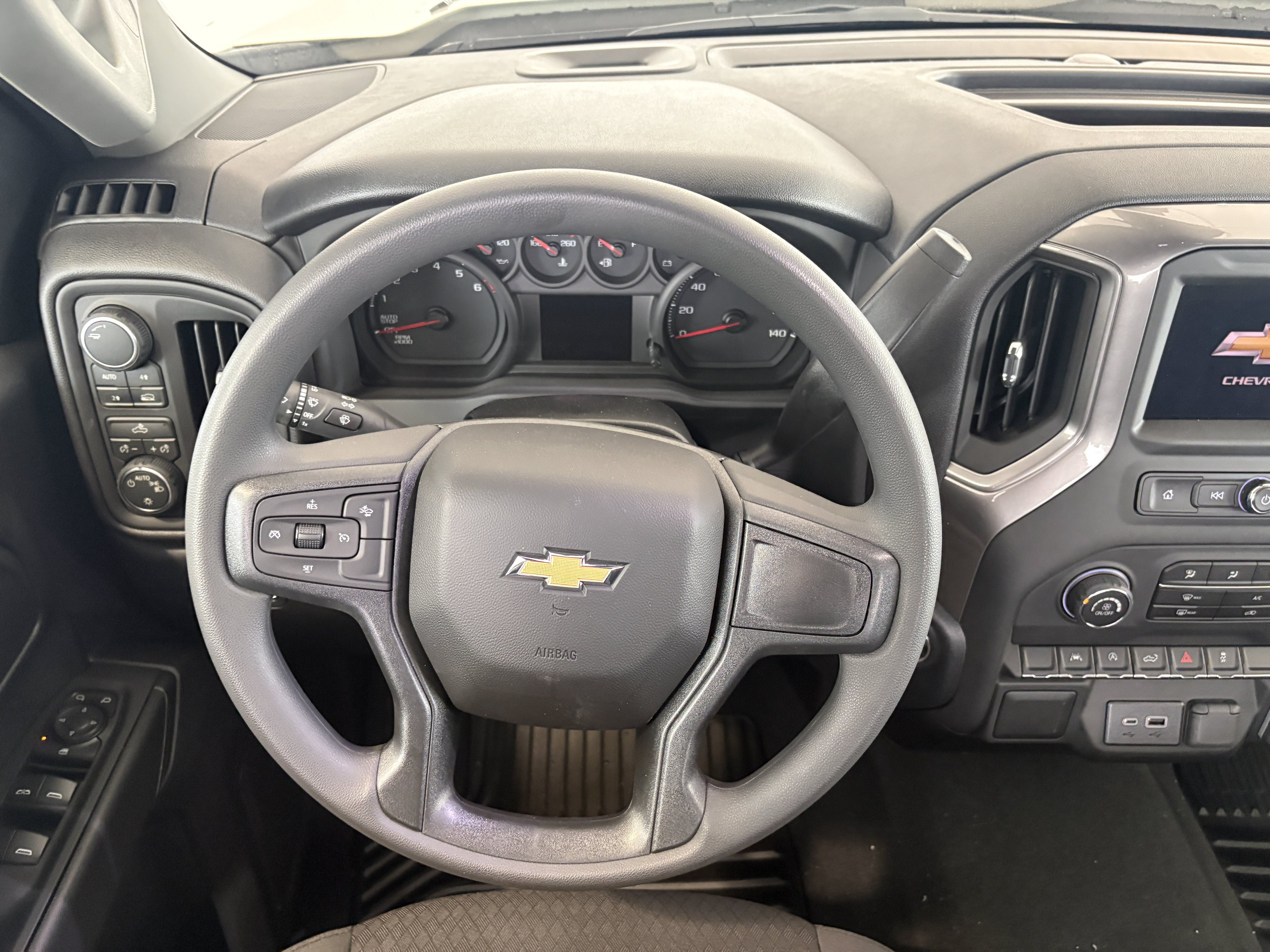 2026 Chevrolet Silverado 1500 Custom - Photo 13