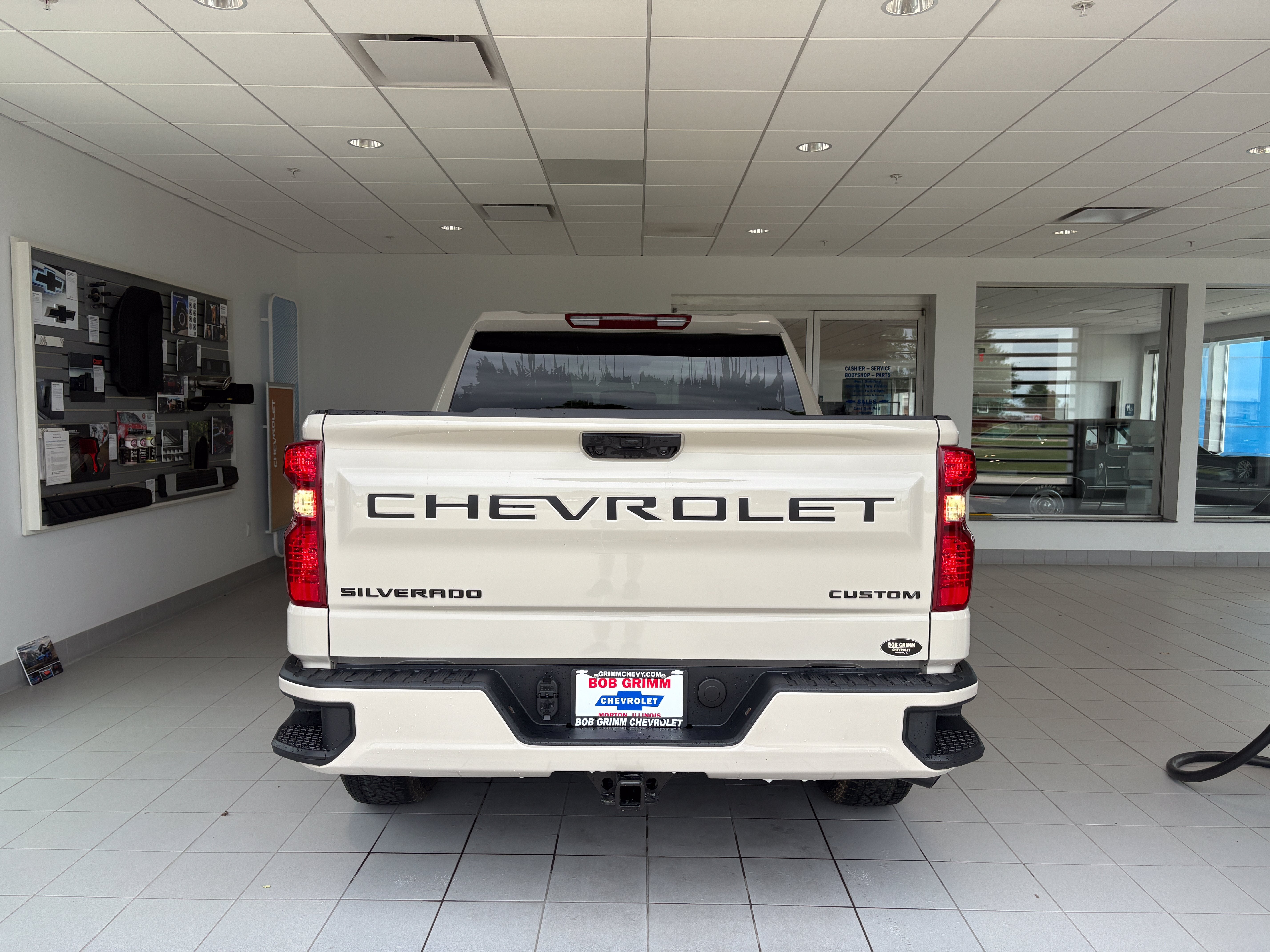 2026 Chevrolet Silverado 1500 Custom - Photo 8