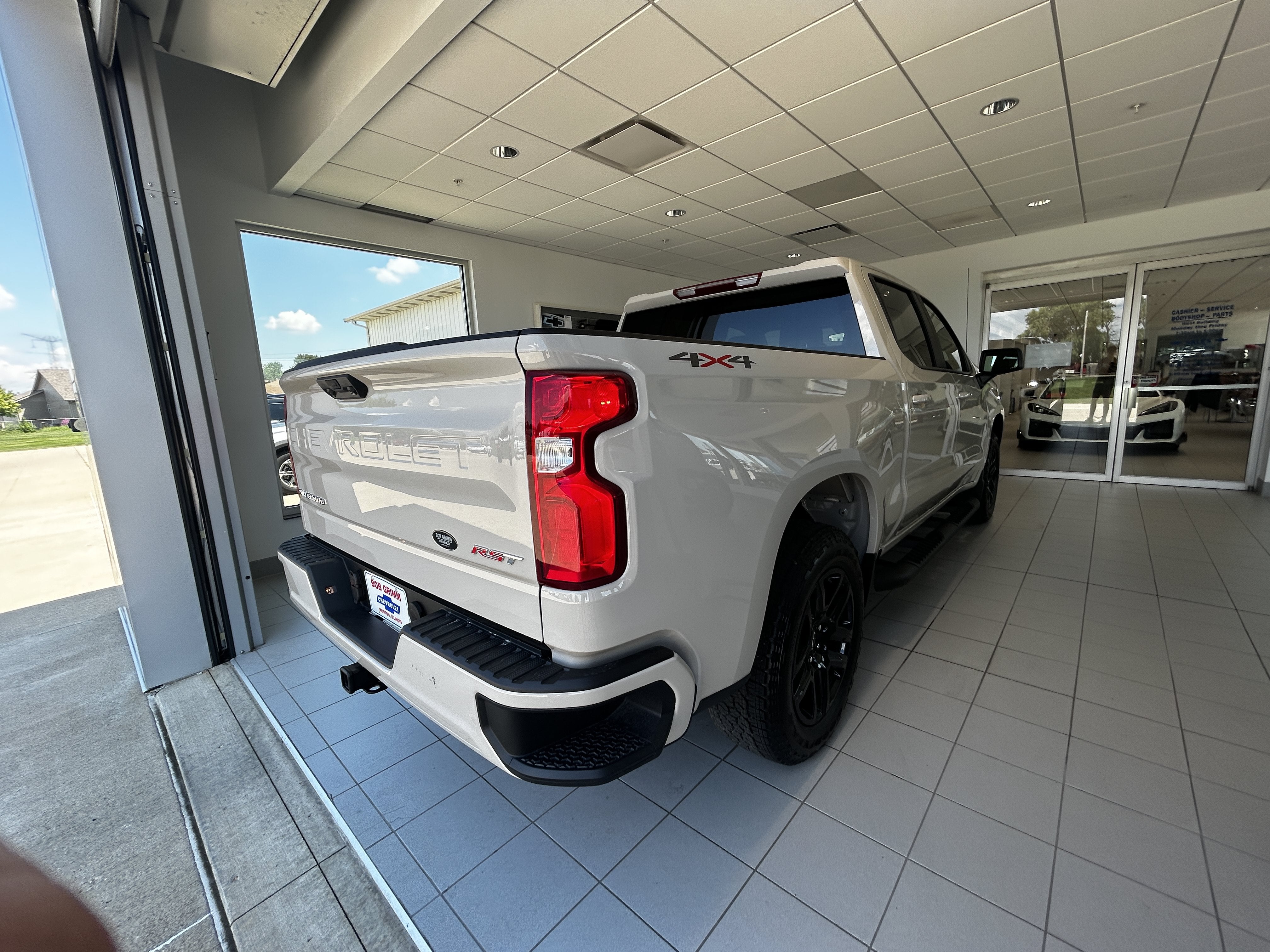 2026 Chevrolet Silverado 1500 RST - Photo 7