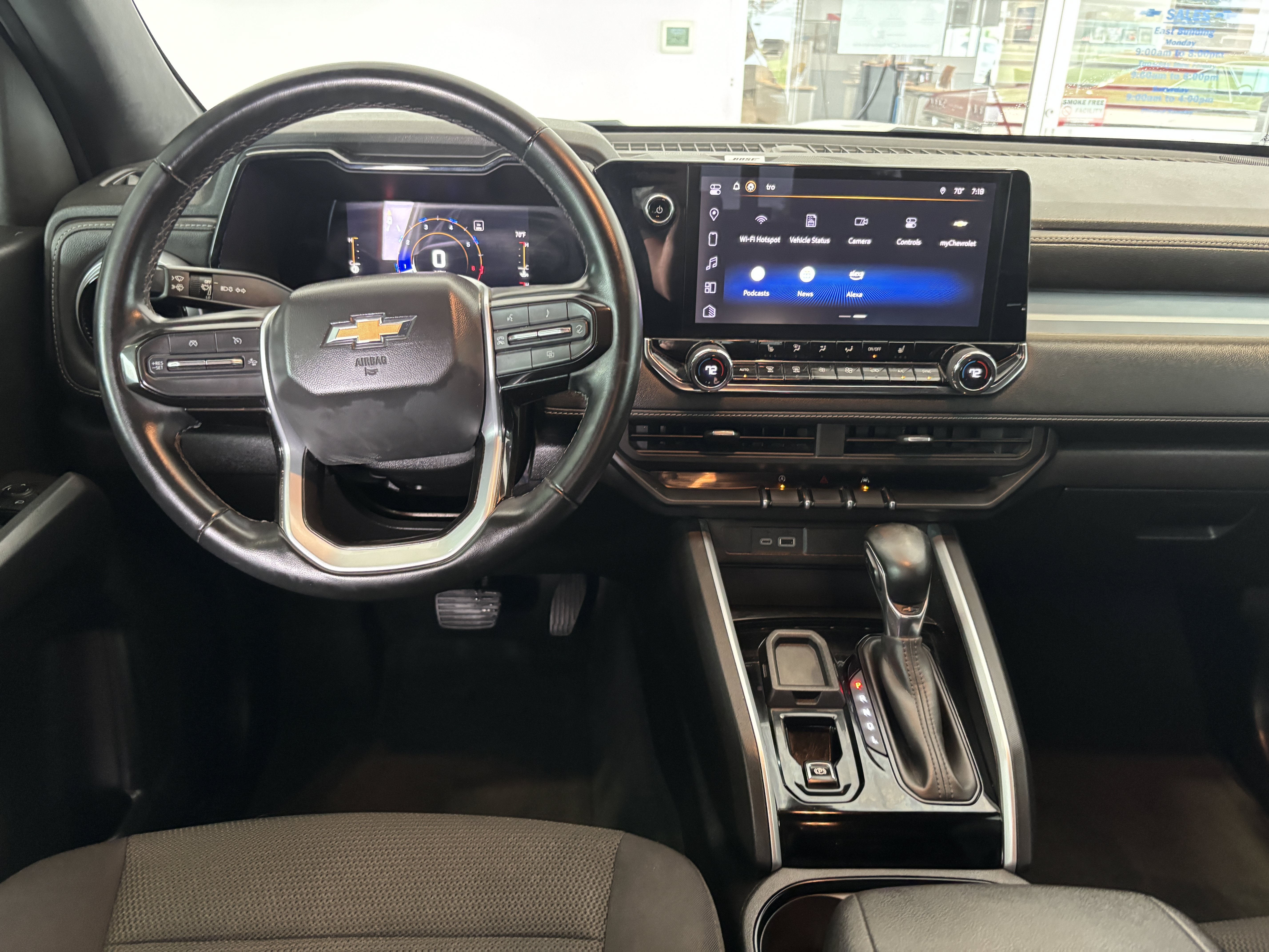 2023 Chevrolet Colorado LT