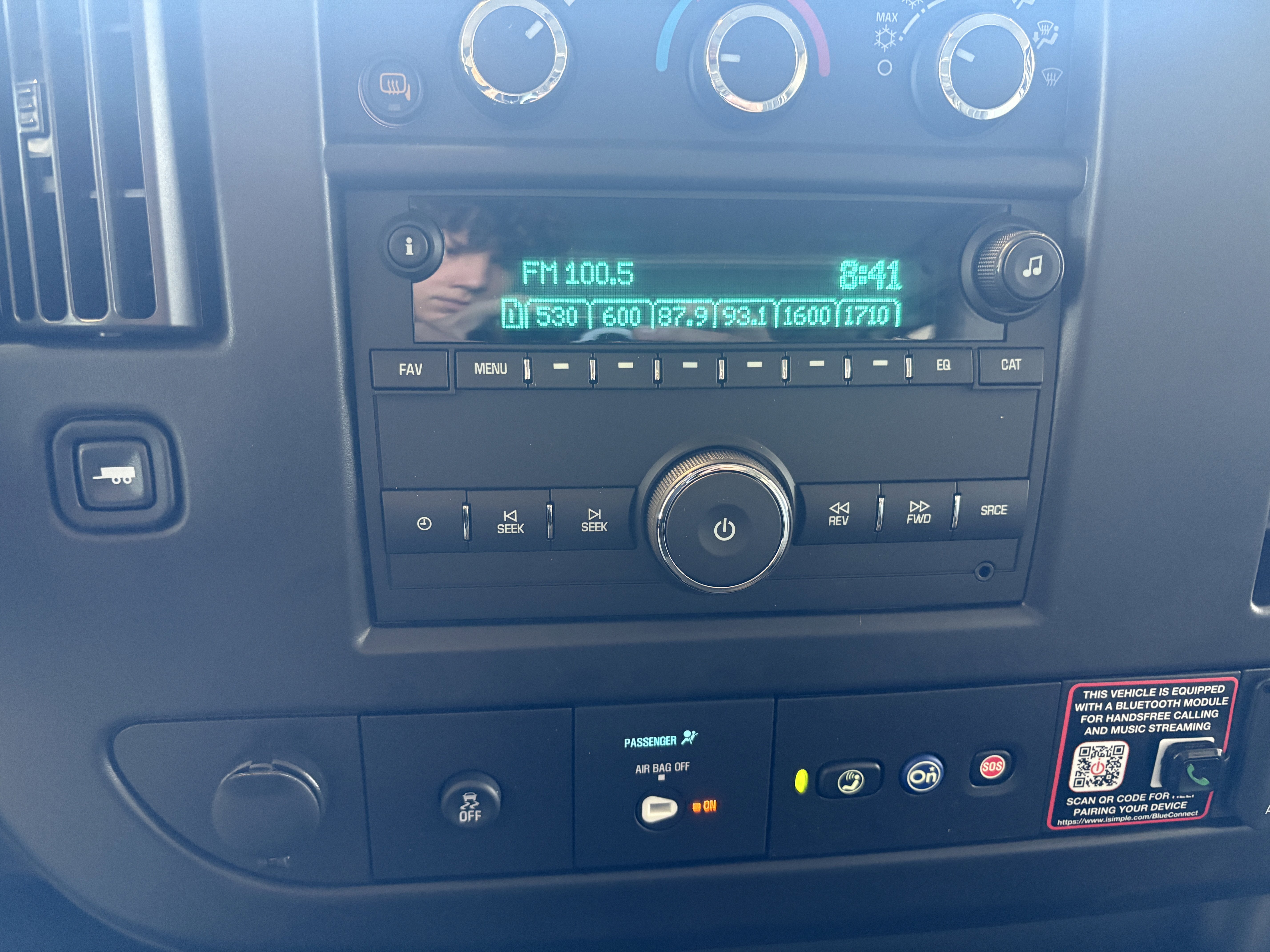 2025 Chevrolet Express Cargo 3500 WT