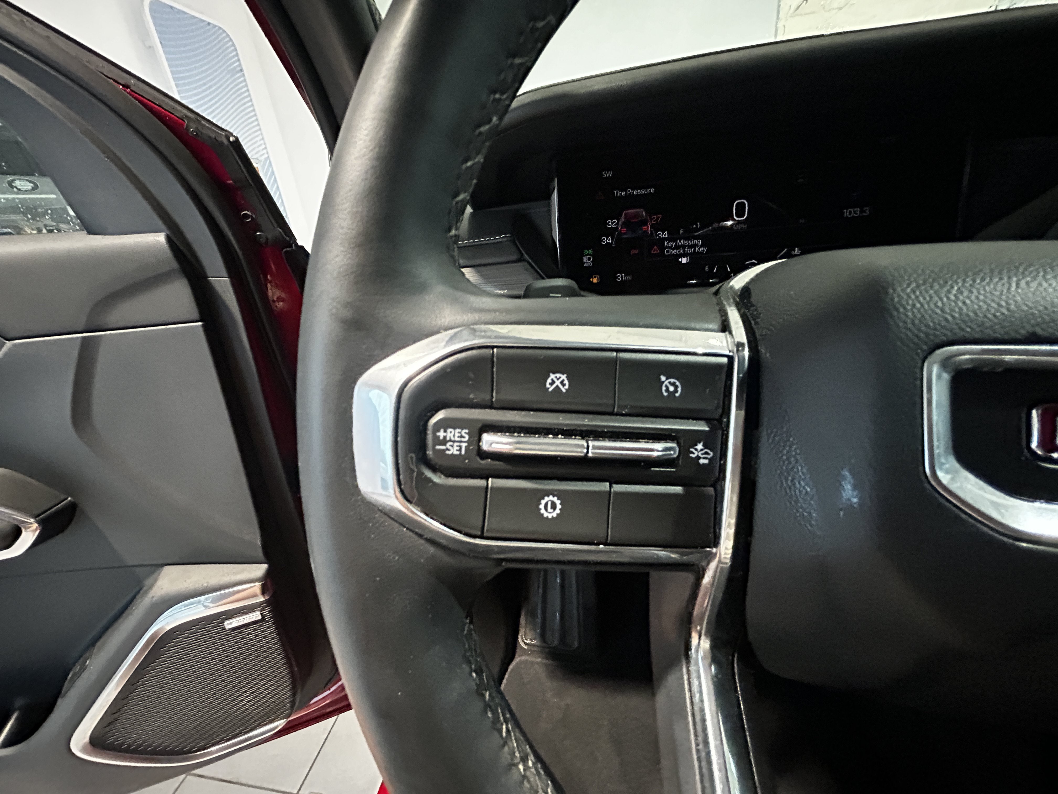 2024 GMC Acadia Elevation