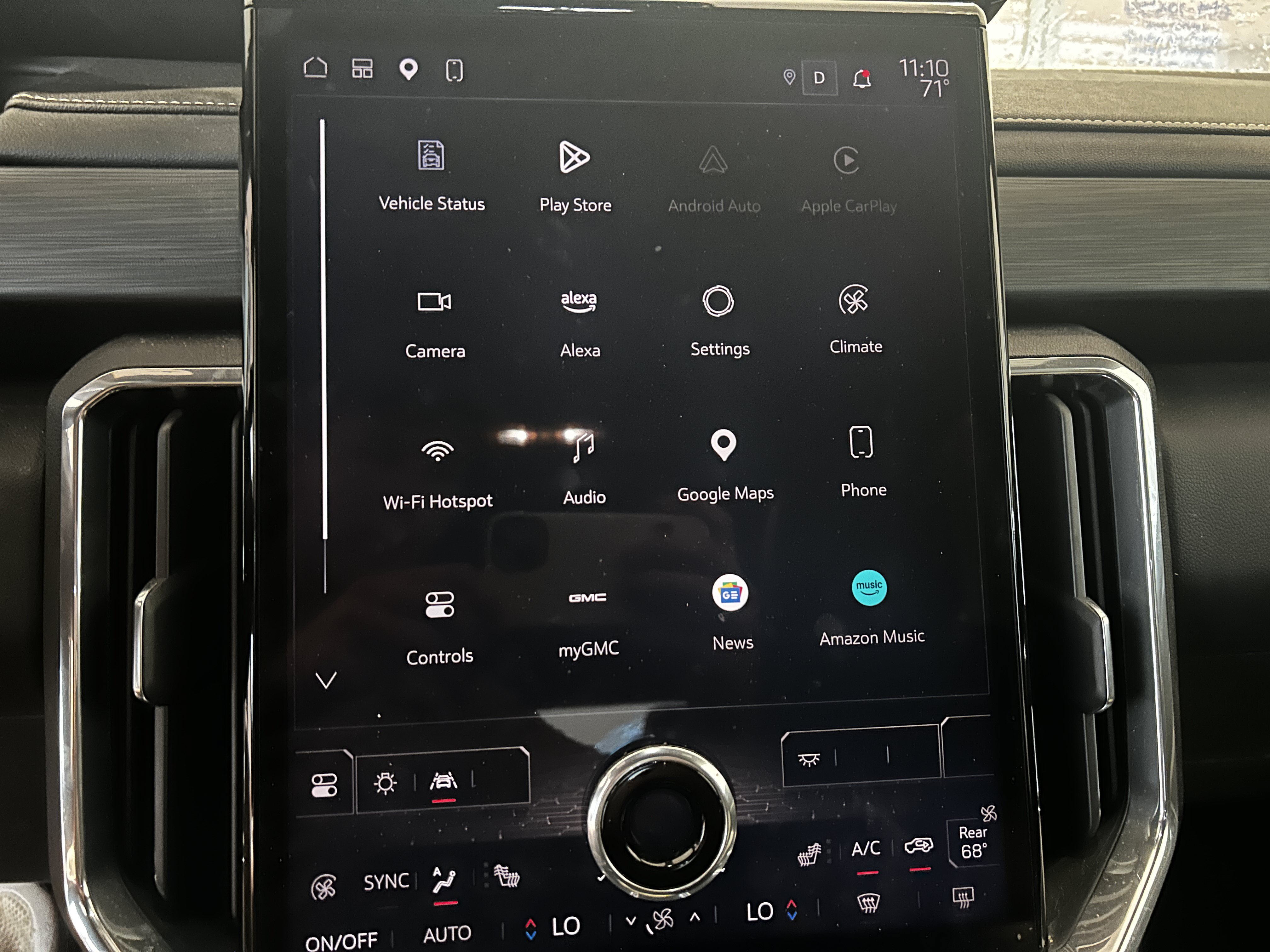 2024 GMC Acadia Elevation