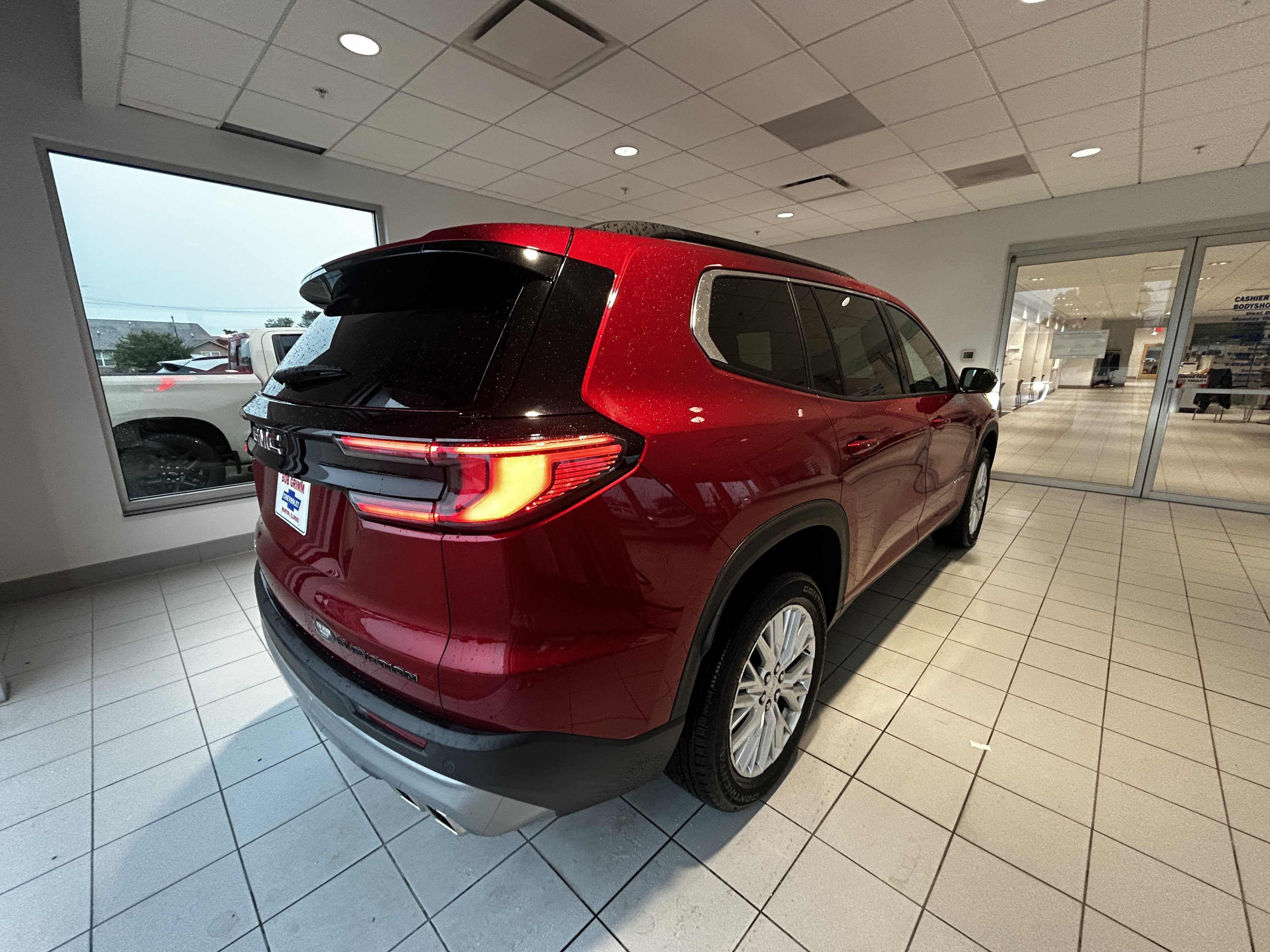 2024 GMC Acadia Elevation