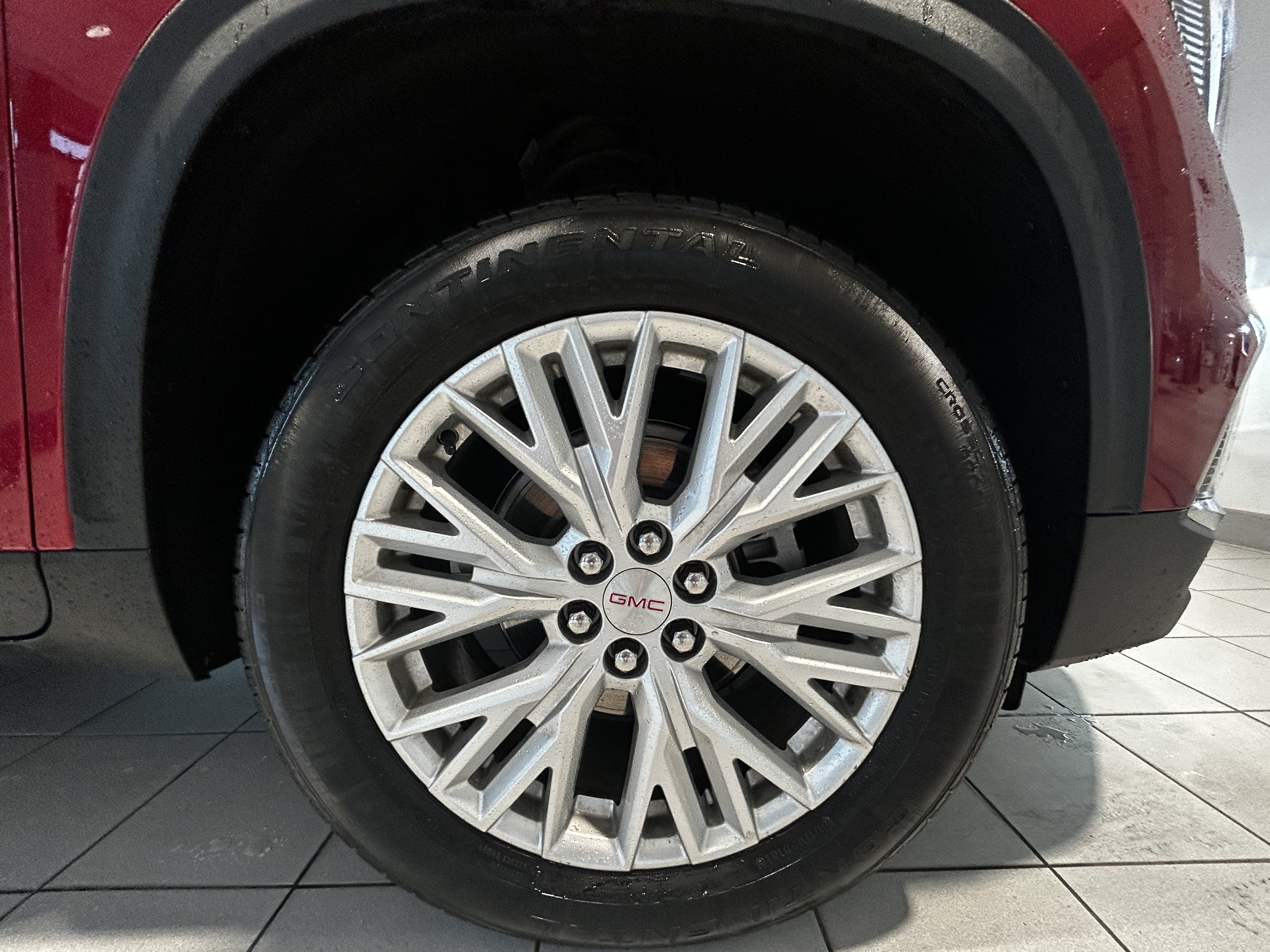2024 GMC Acadia Elevation