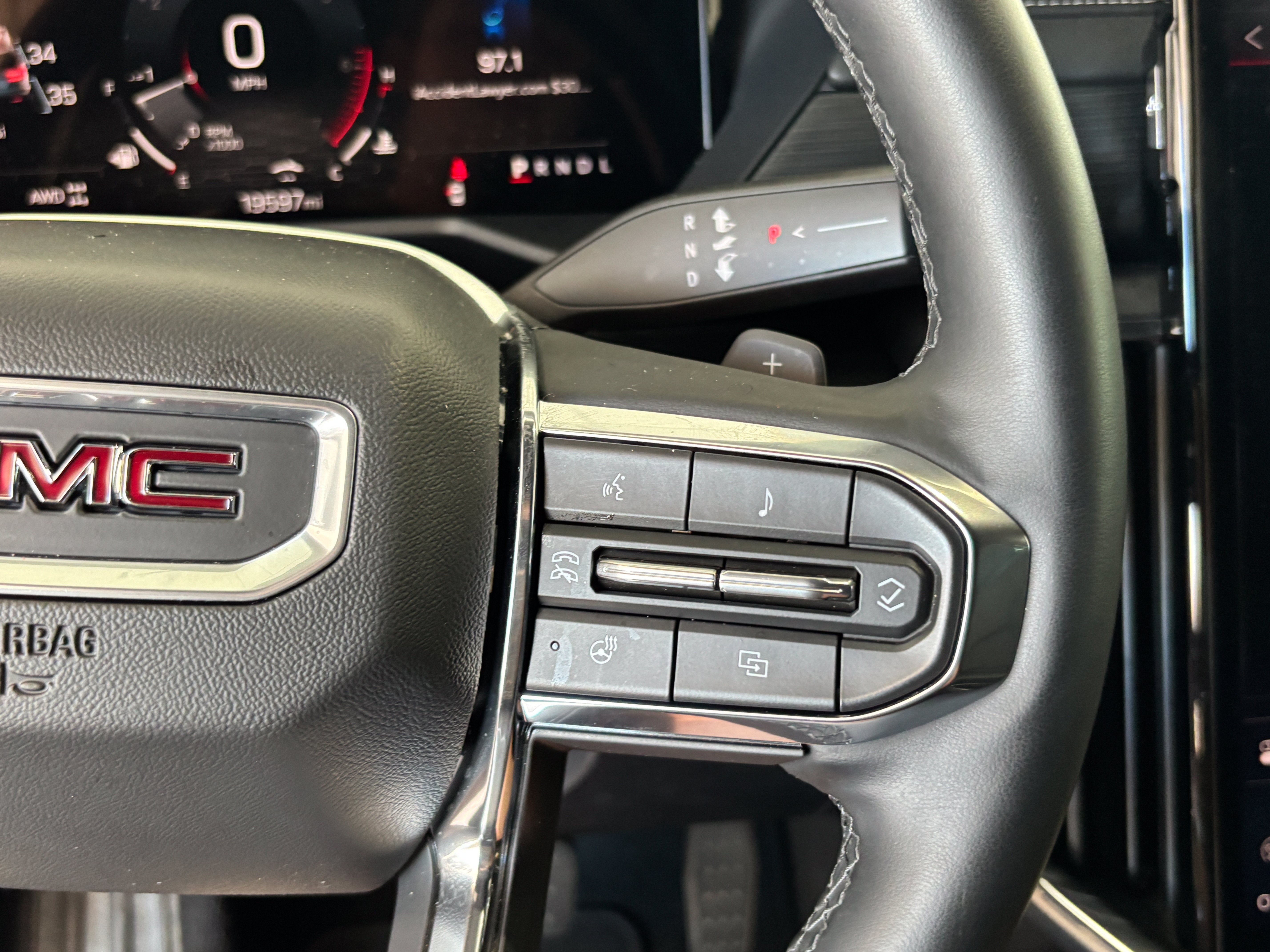 2024 GMC Acadia Elevation