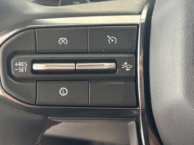 2025 GMC Acadia AT4