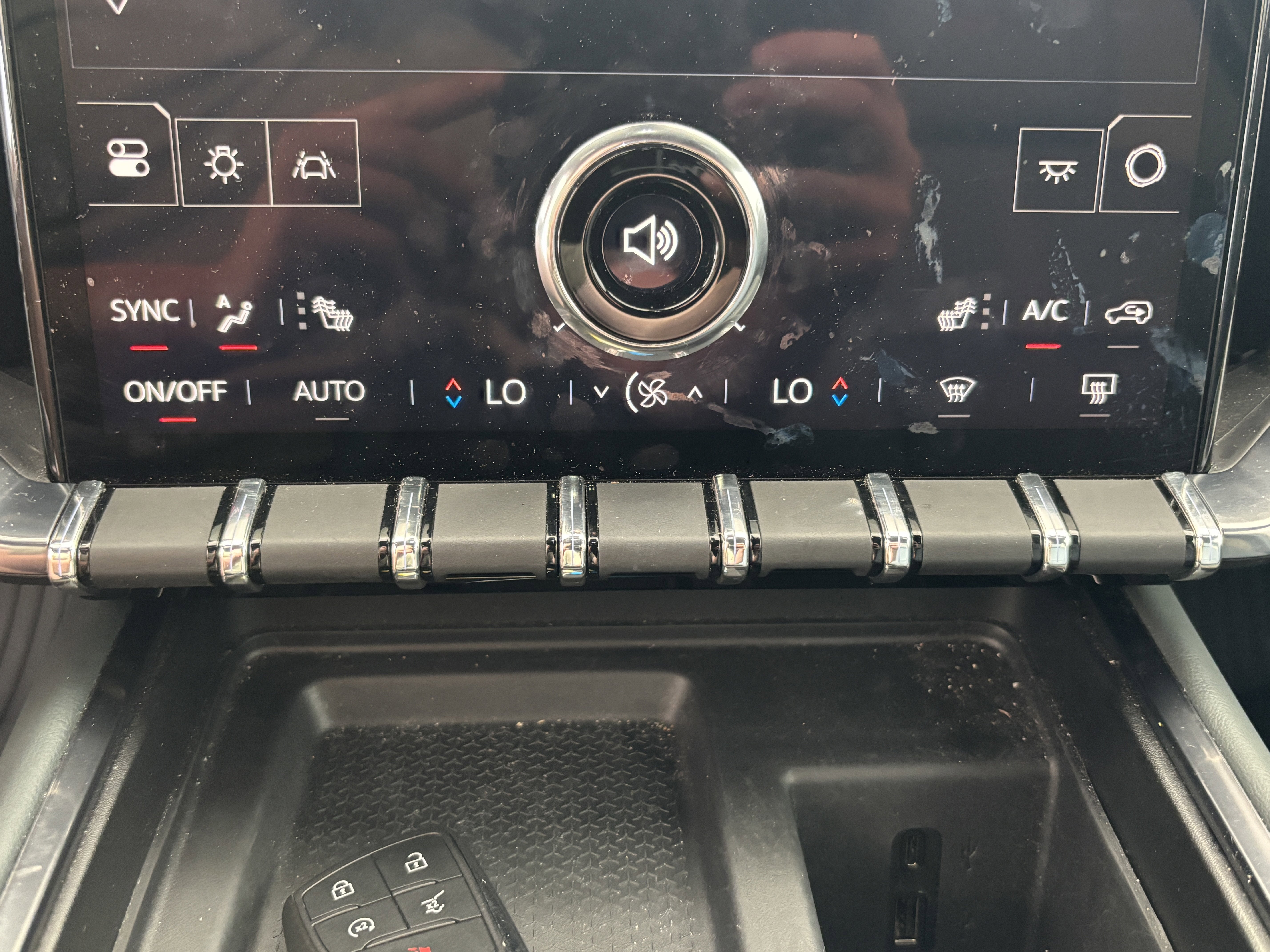 2025 GMC Acadia AT4