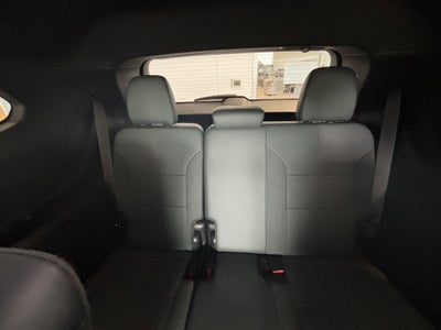 2025 GMC Acadia AT4