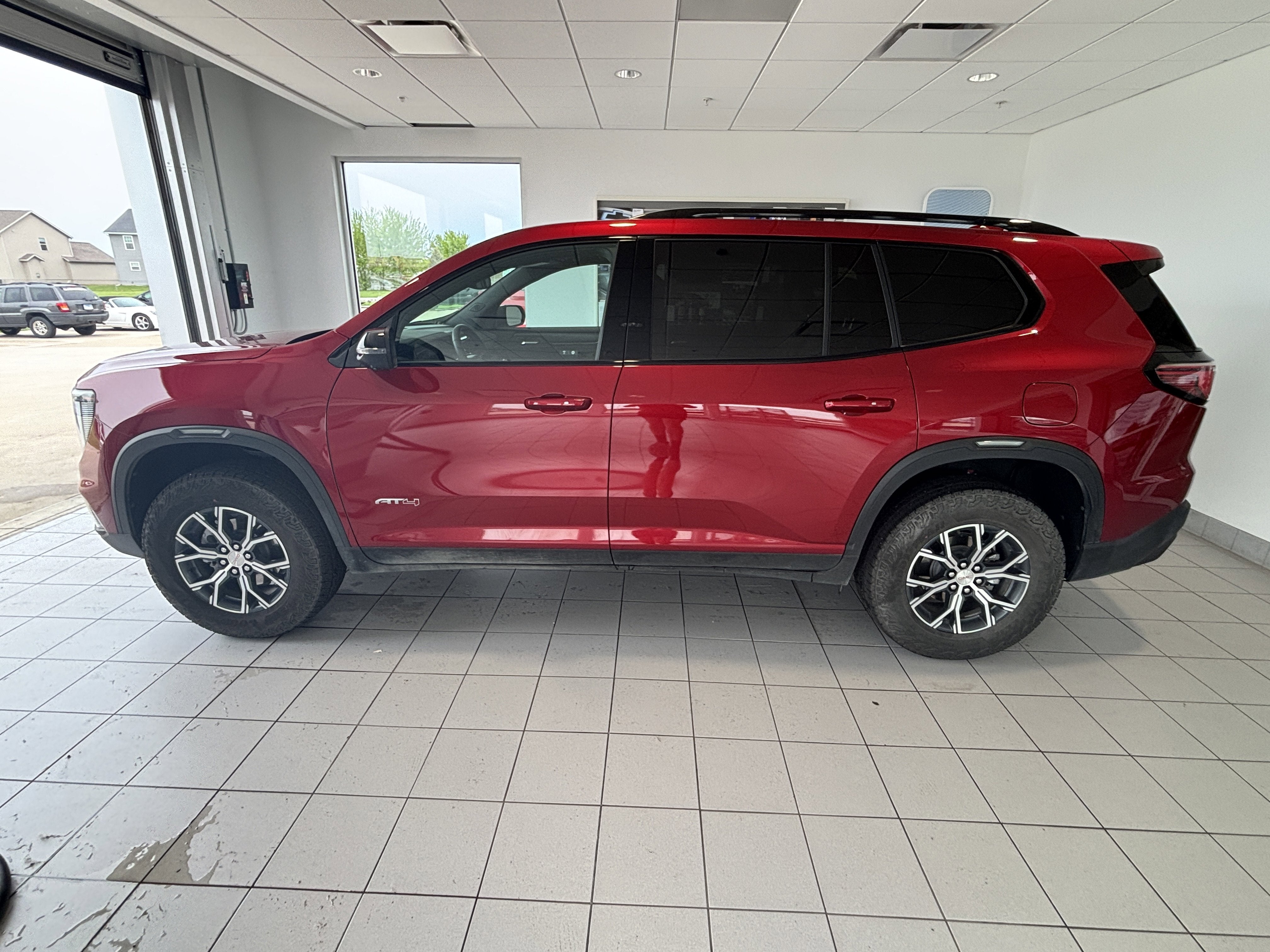 2025 GMC Acadia AT4