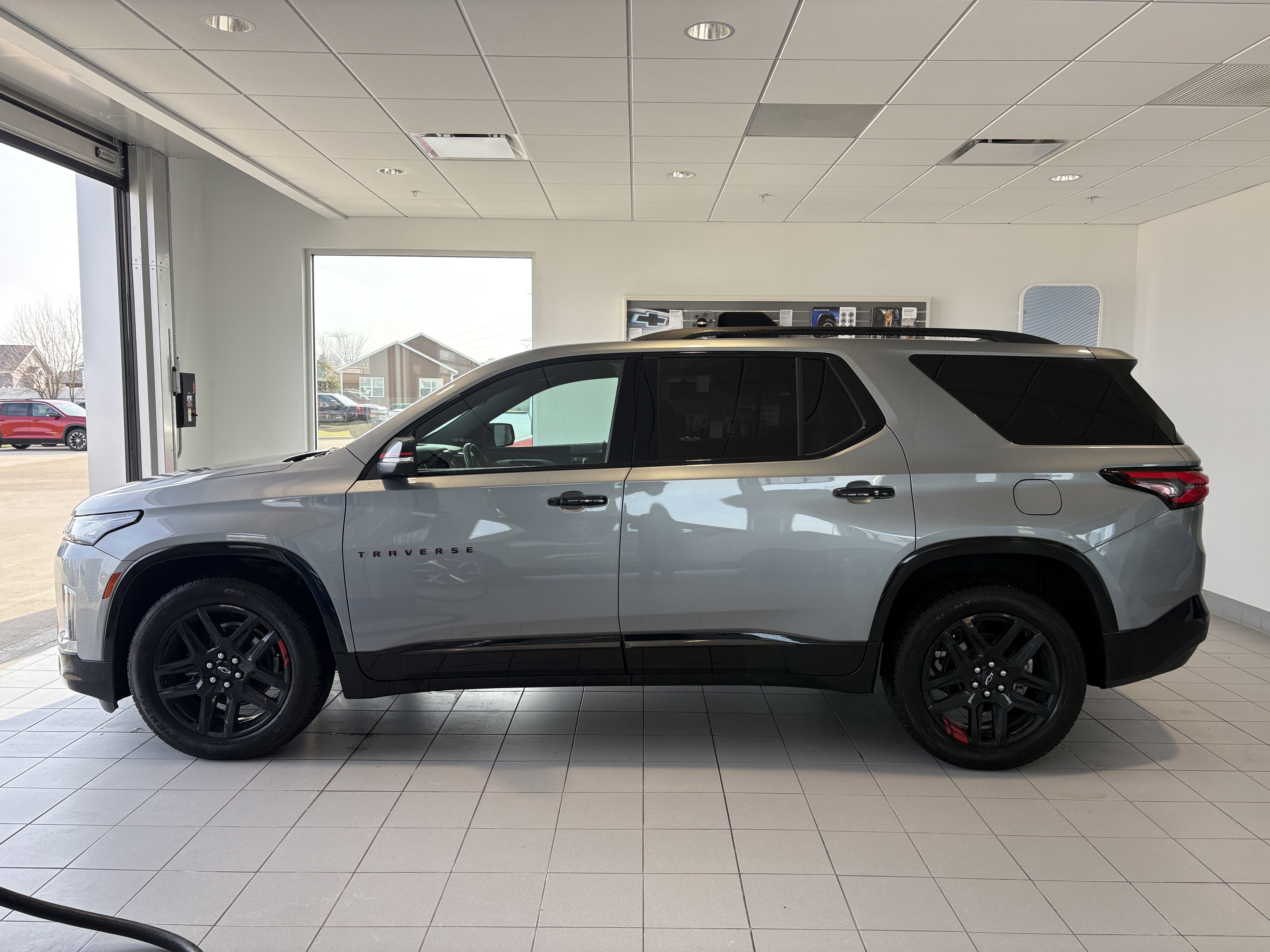 2023 Chevrolet Traverse Premier