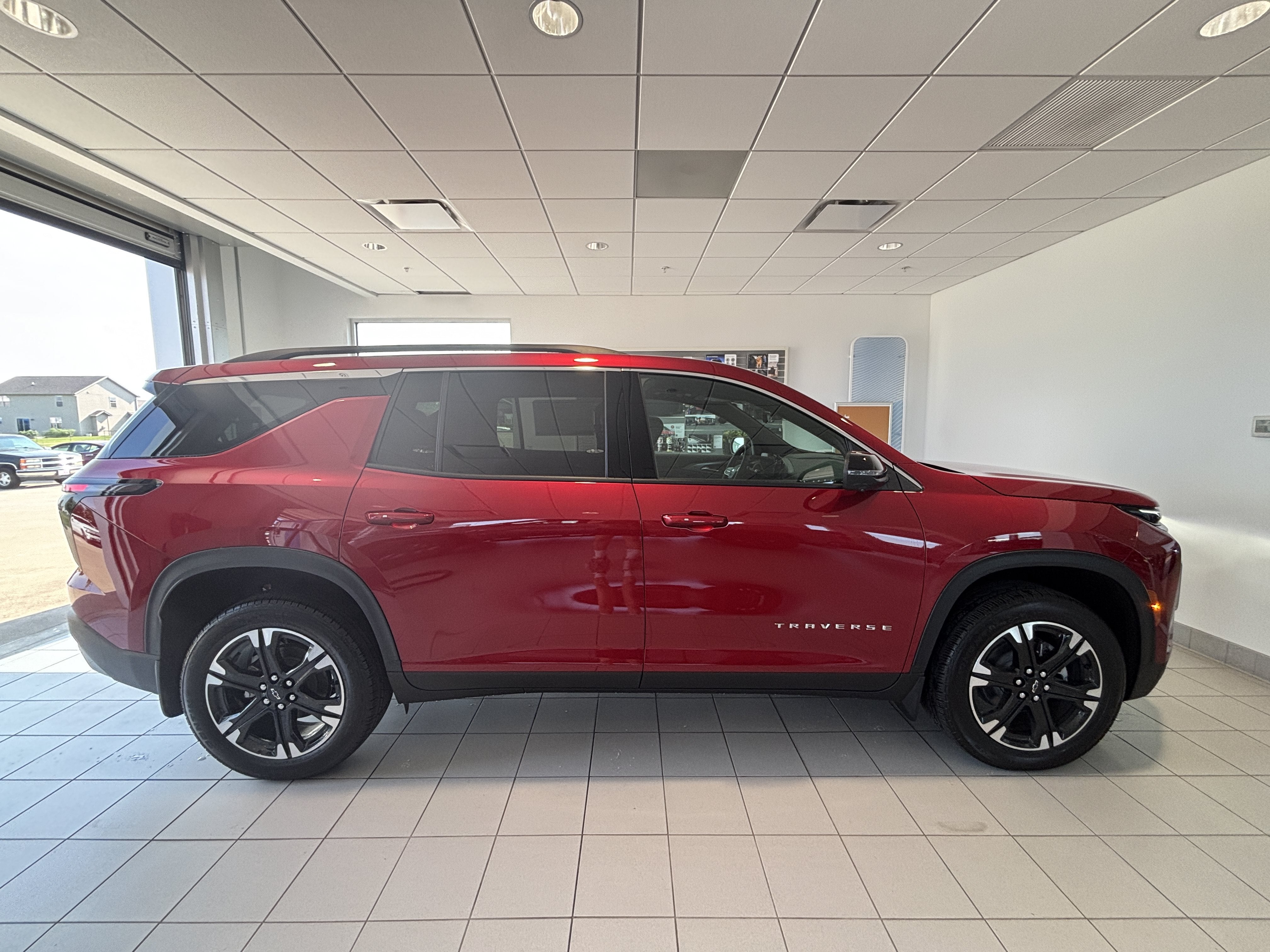2027 Chevrolet Traverse LT