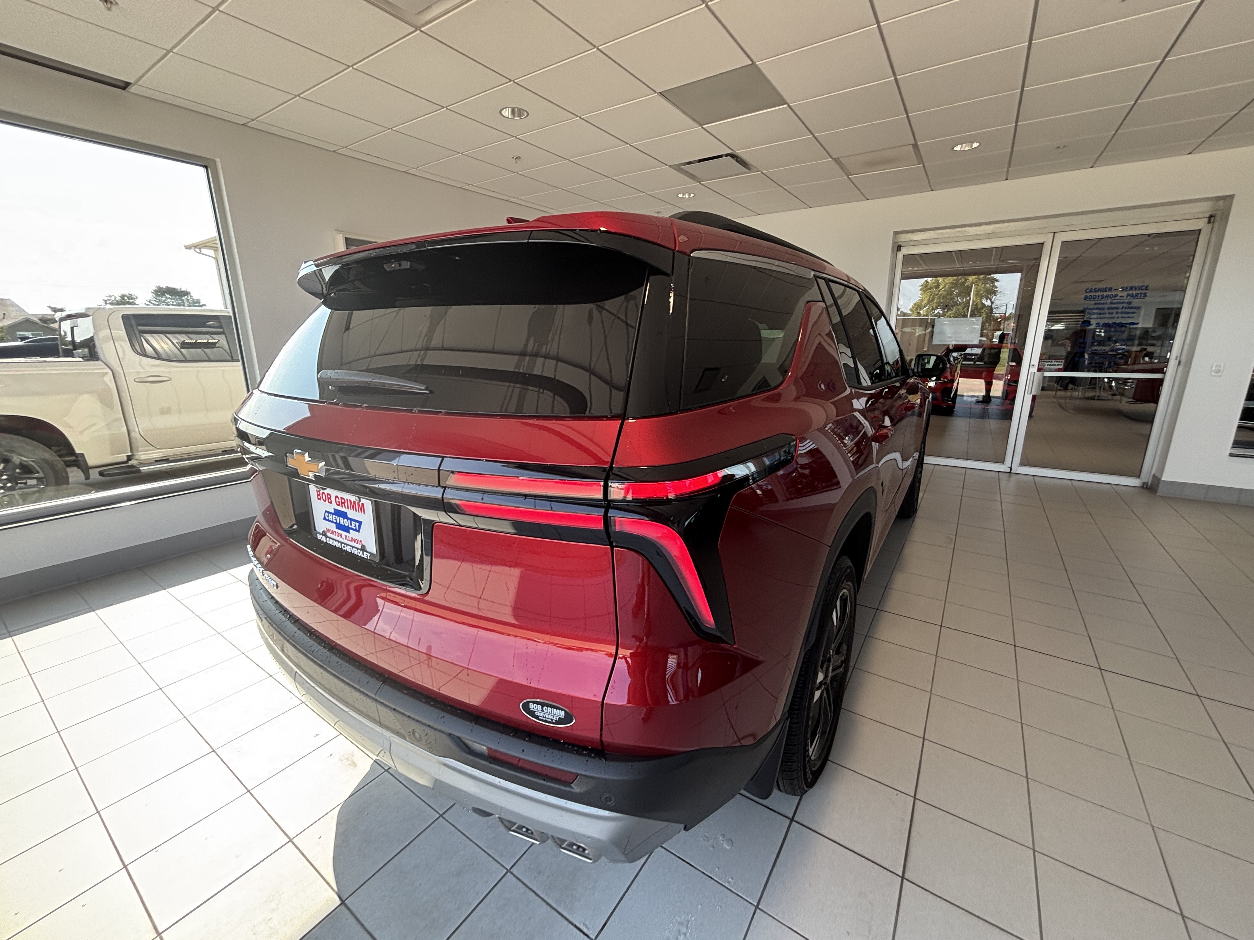 2027 Chevrolet Traverse LT