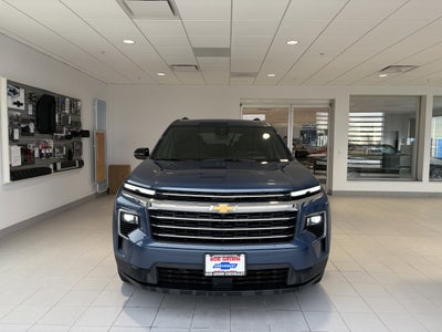 2025 Chevrolet Traverse LT