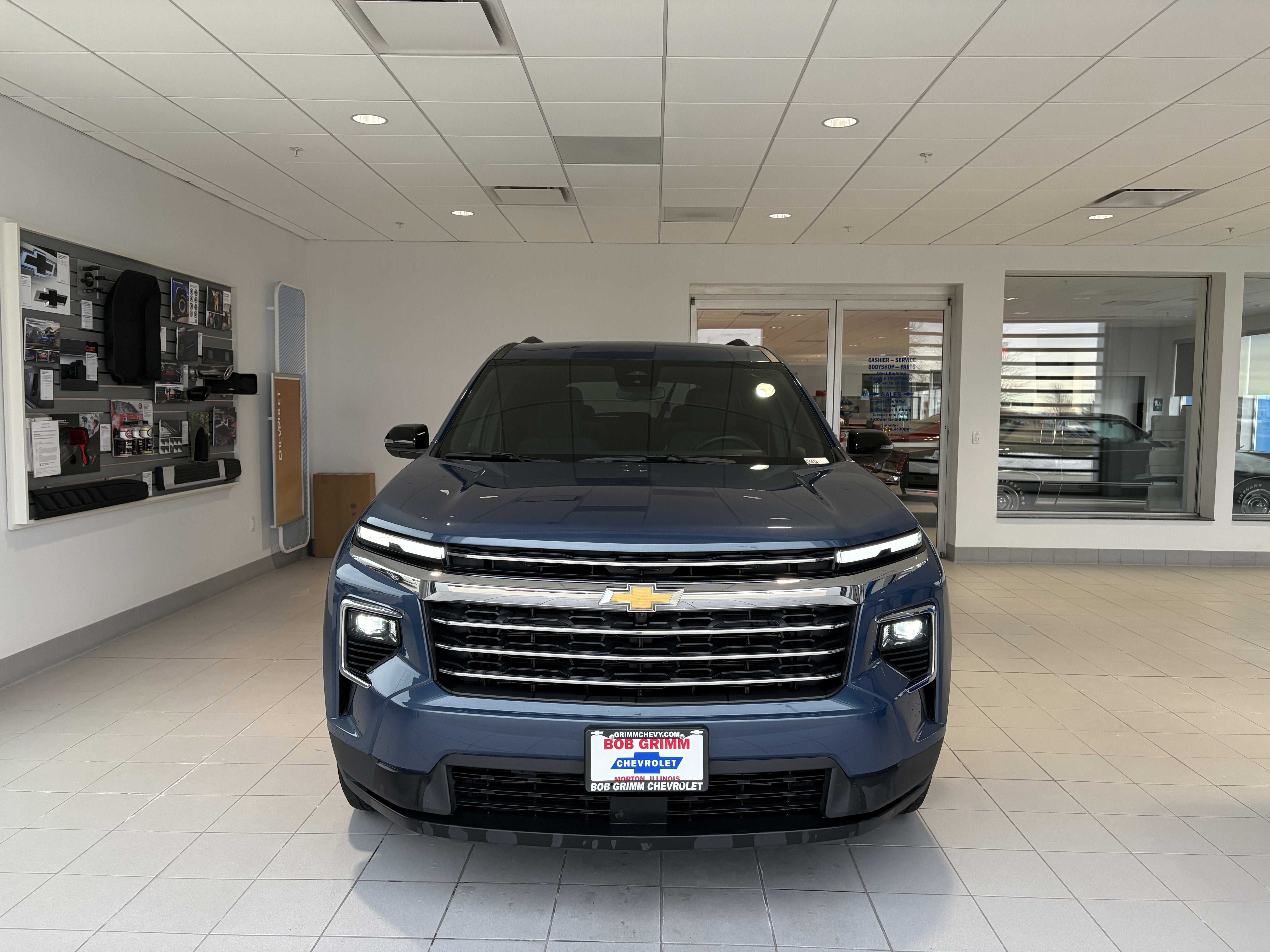 2025 Chevrolet Traverse LT