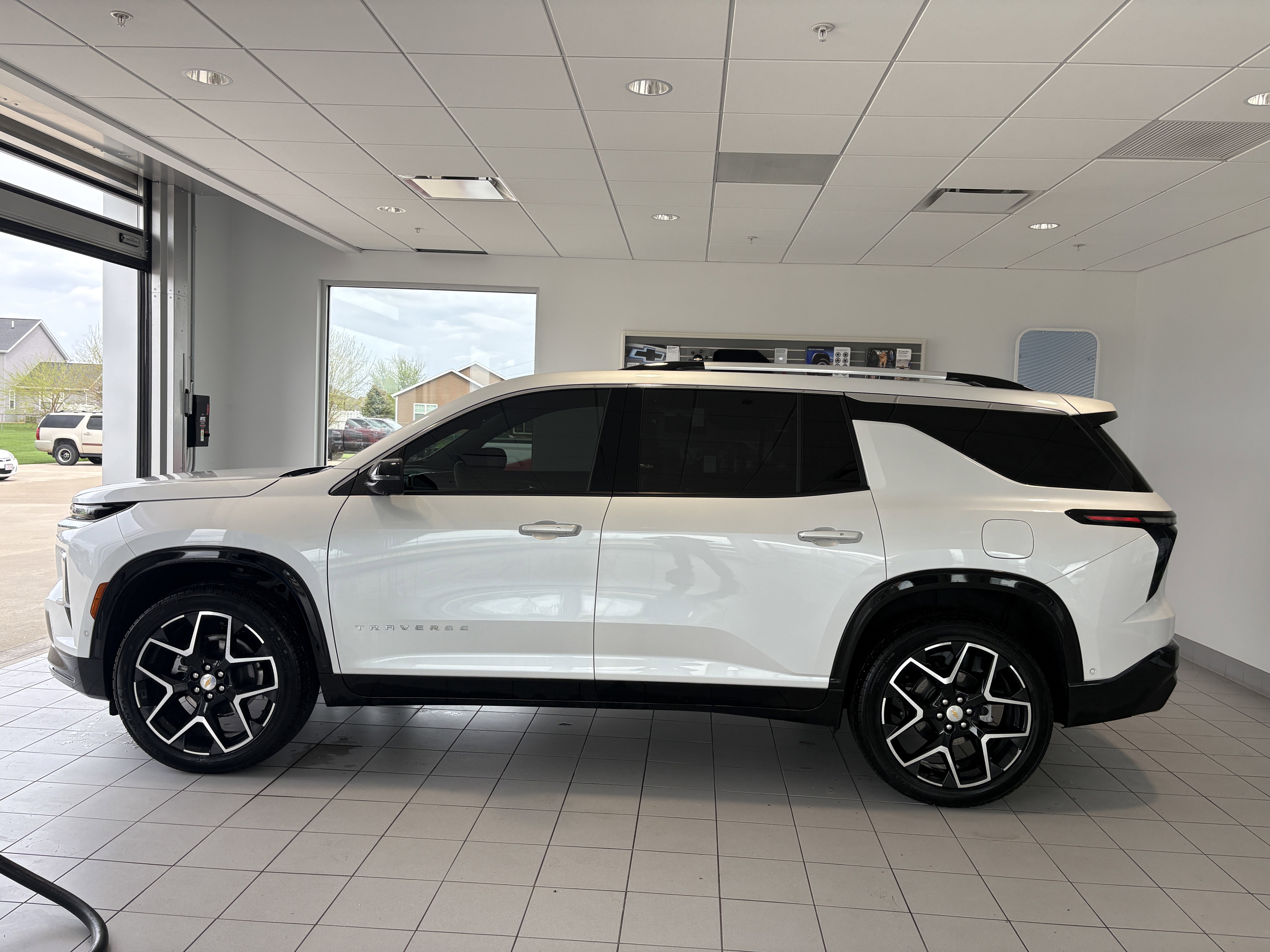 2025 Chevrolet Traverse High Country