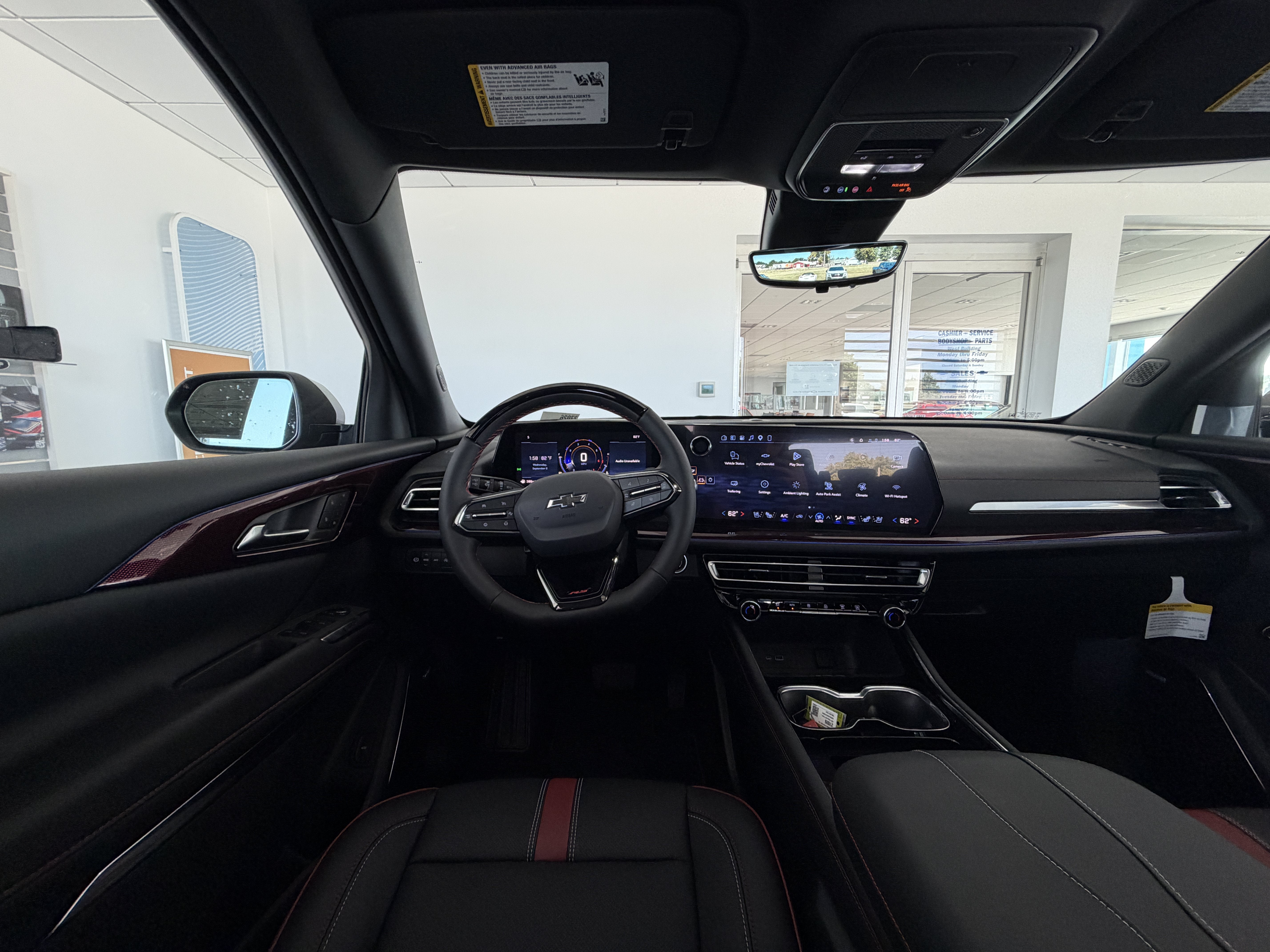 2027 Chevrolet Traverse RS