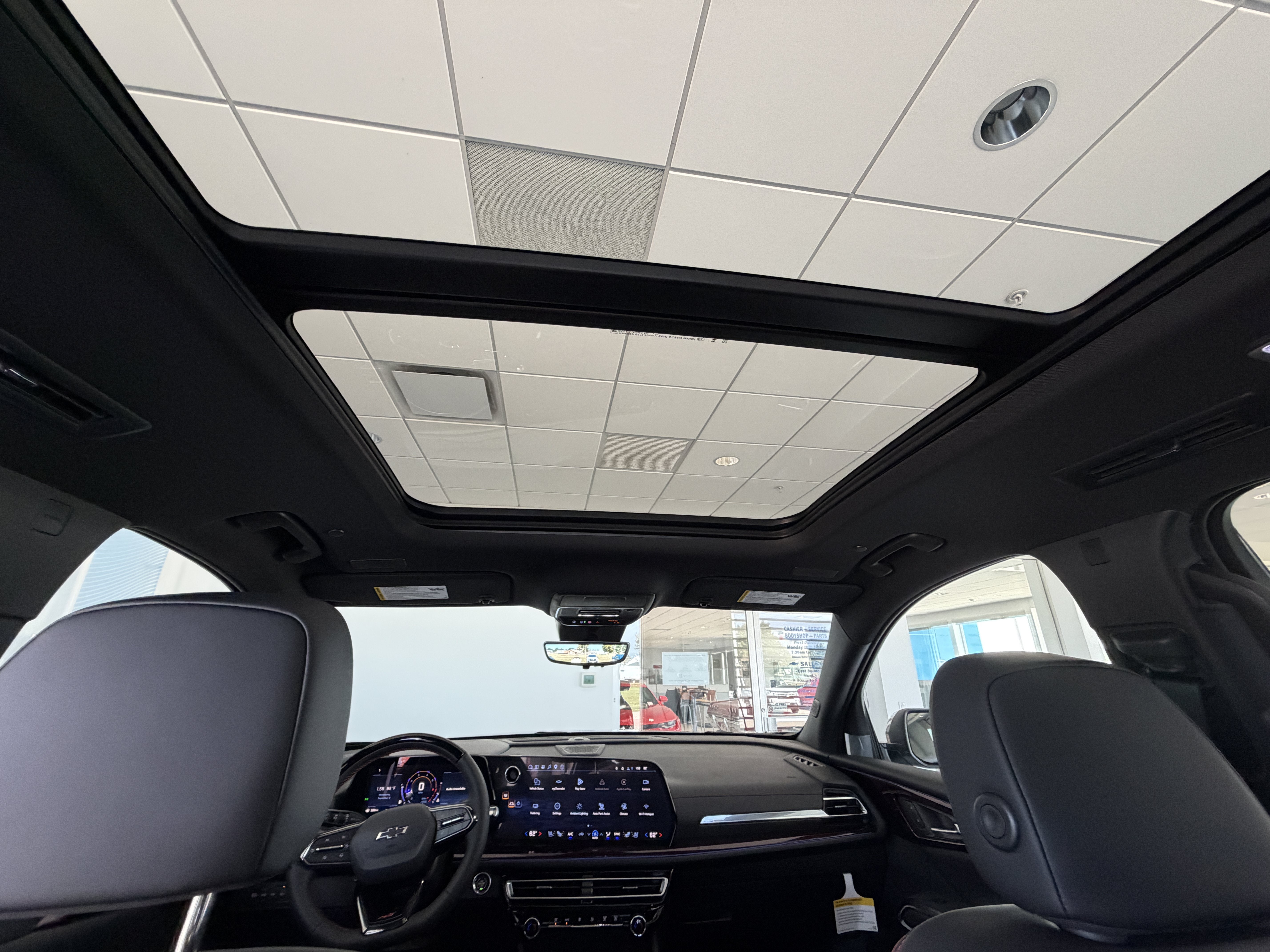 2027 Chevrolet Traverse RS