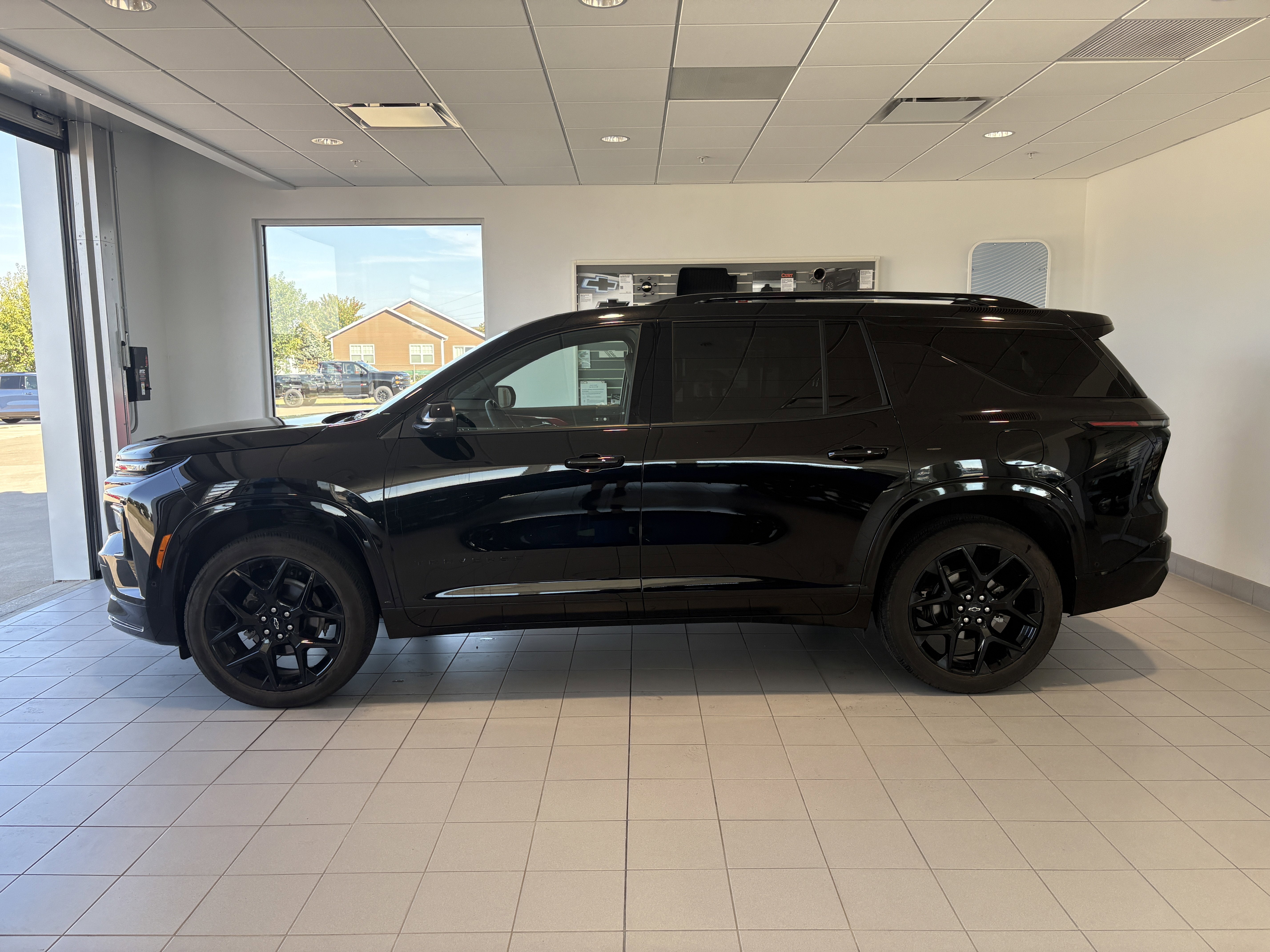 2025 Chevrolet Traverse RS