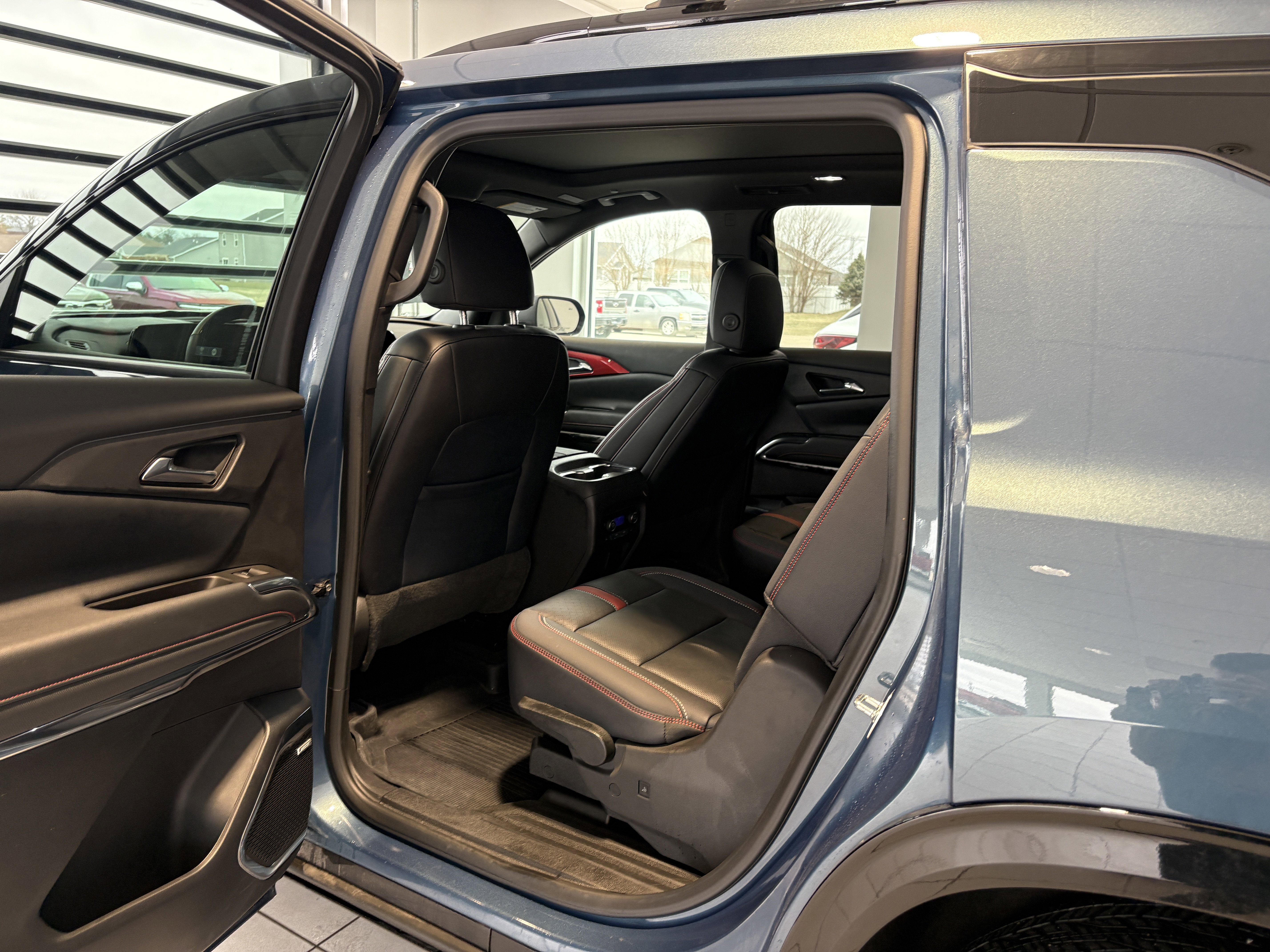 2025 Chevrolet Traverse RS