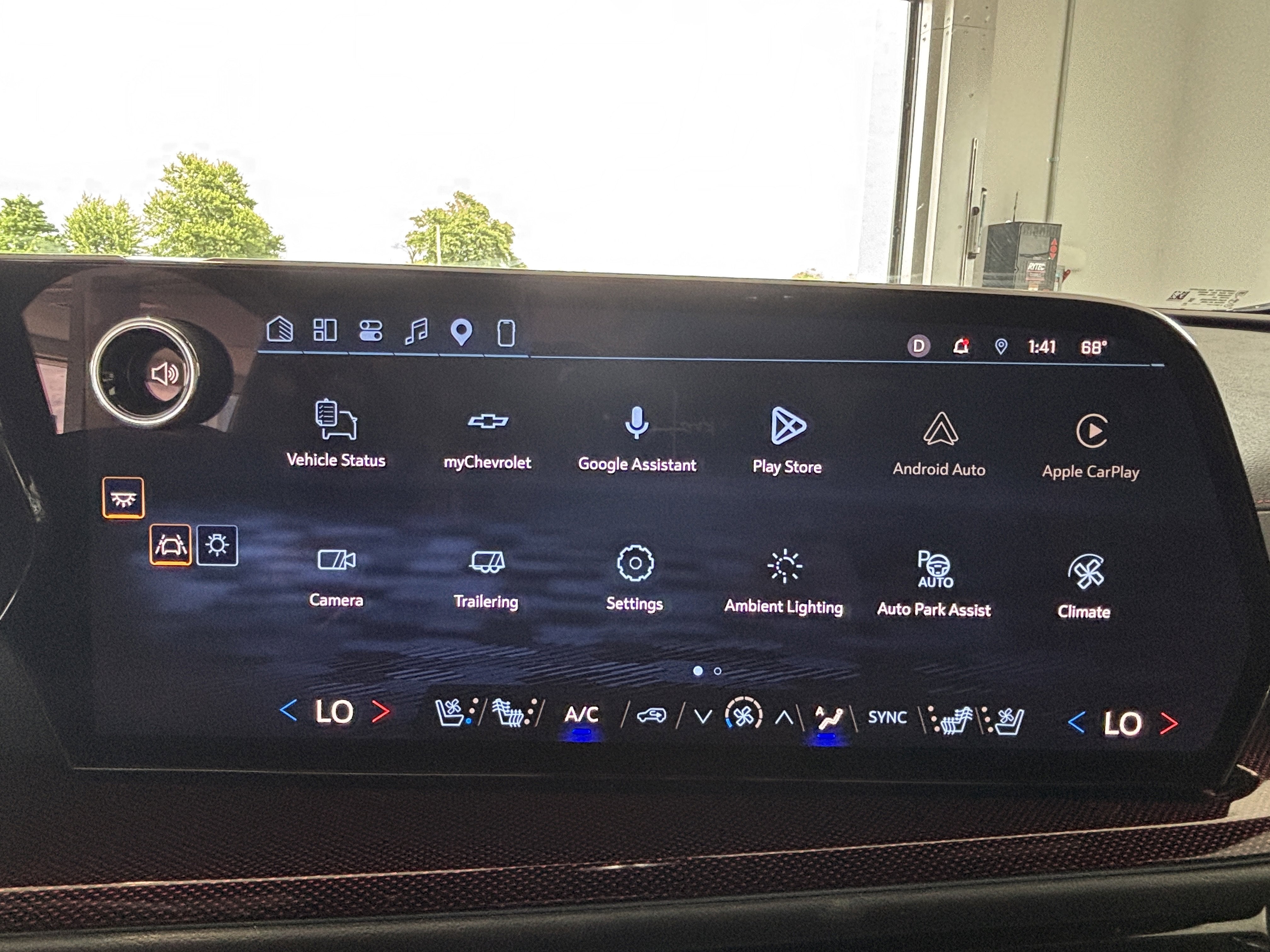 2025 Chevrolet Traverse RS