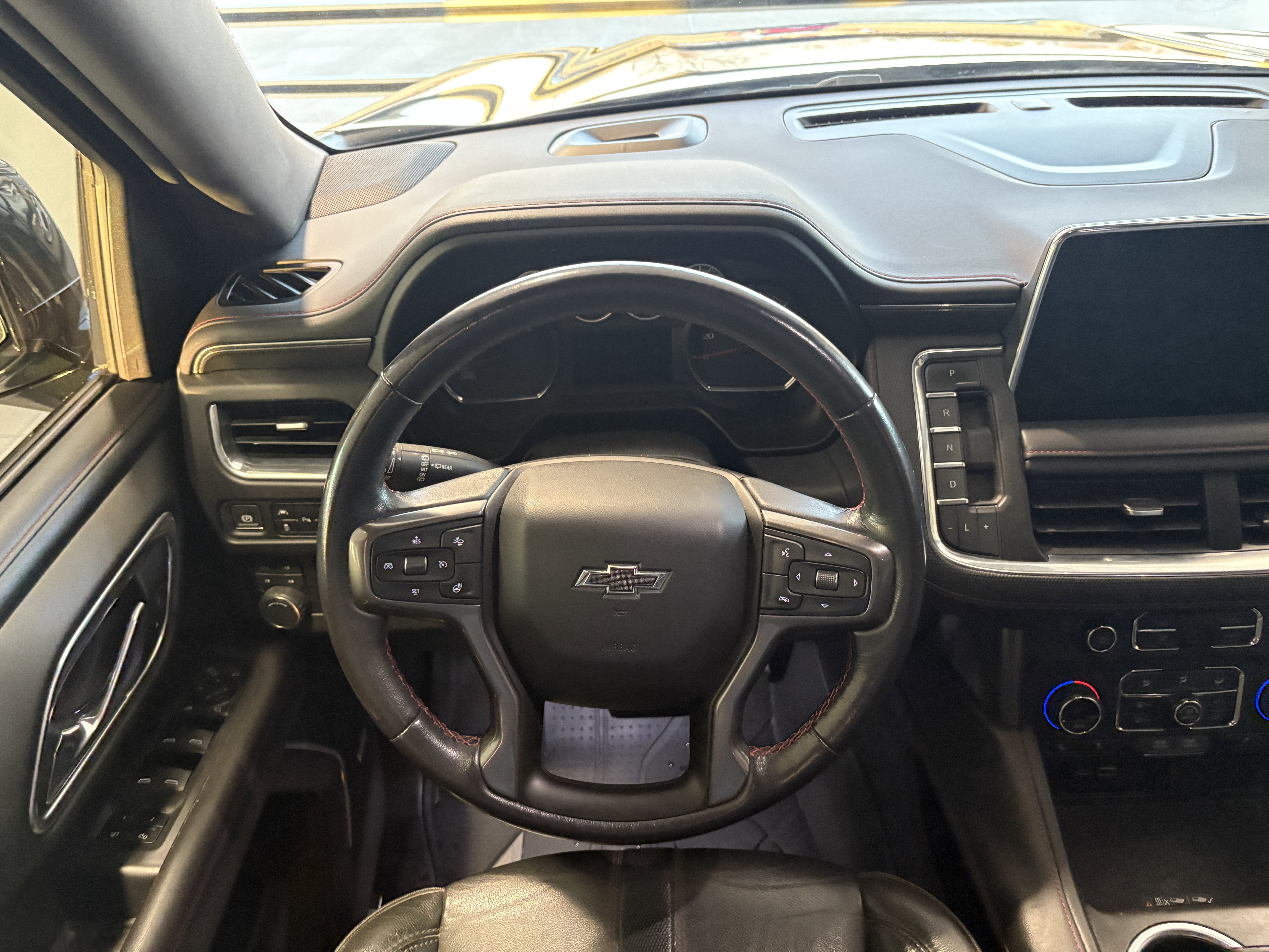 2021 Chevrolet Suburban RST