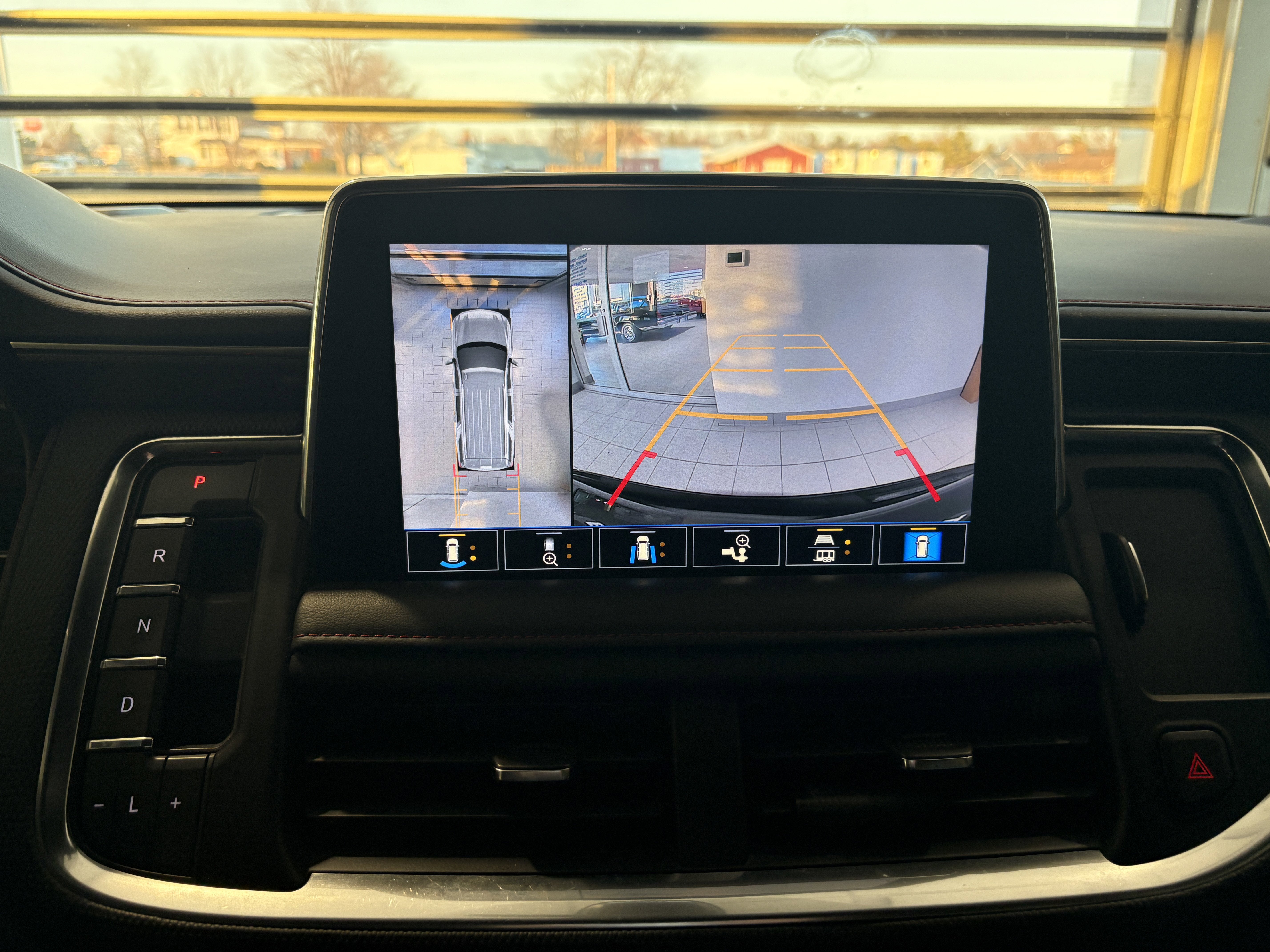 2021 Chevrolet Suburban RST