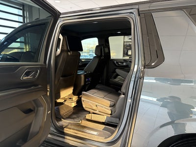 2021 Chevrolet Suburban RST