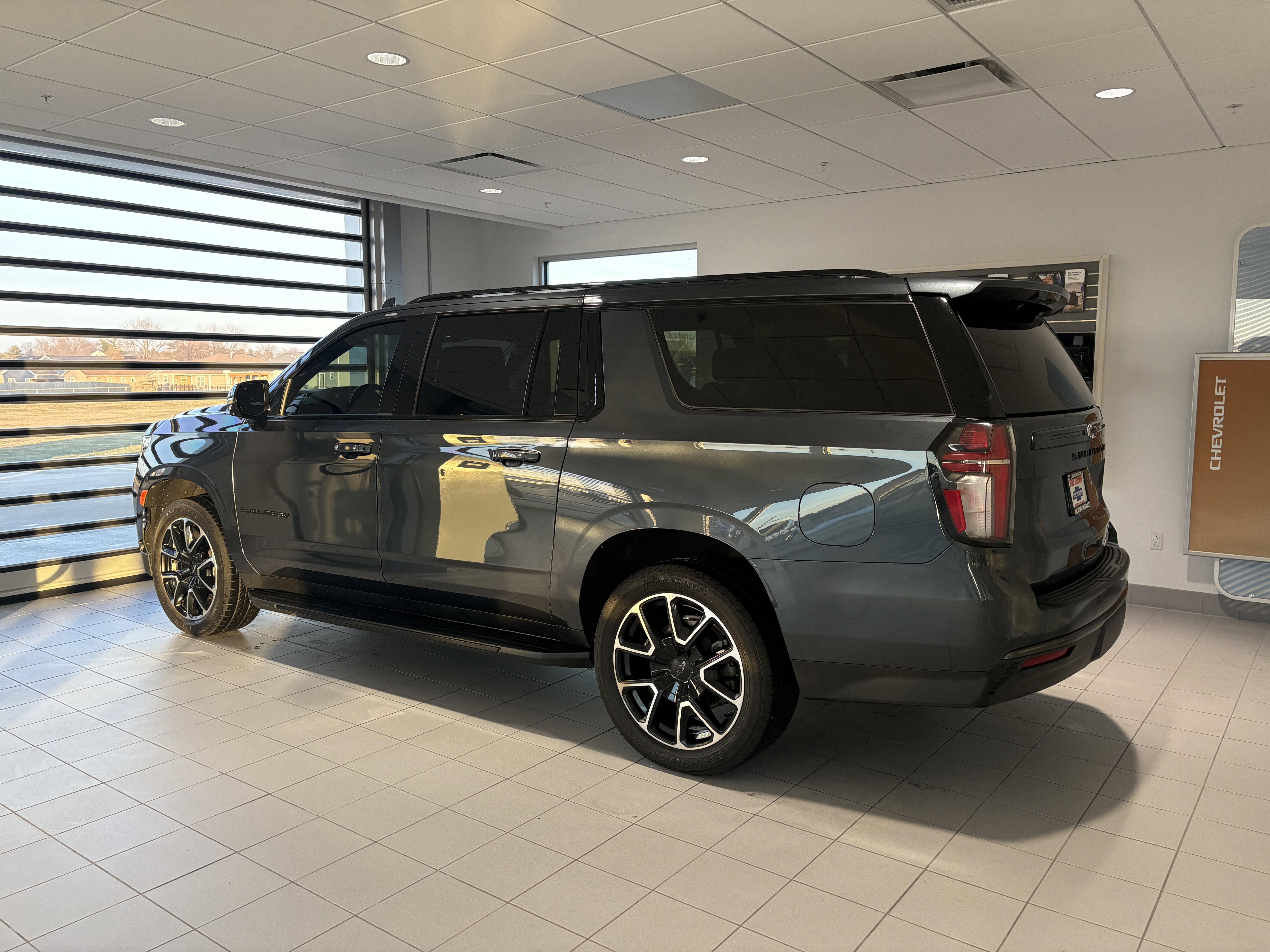 2021 Chevrolet Suburban RST