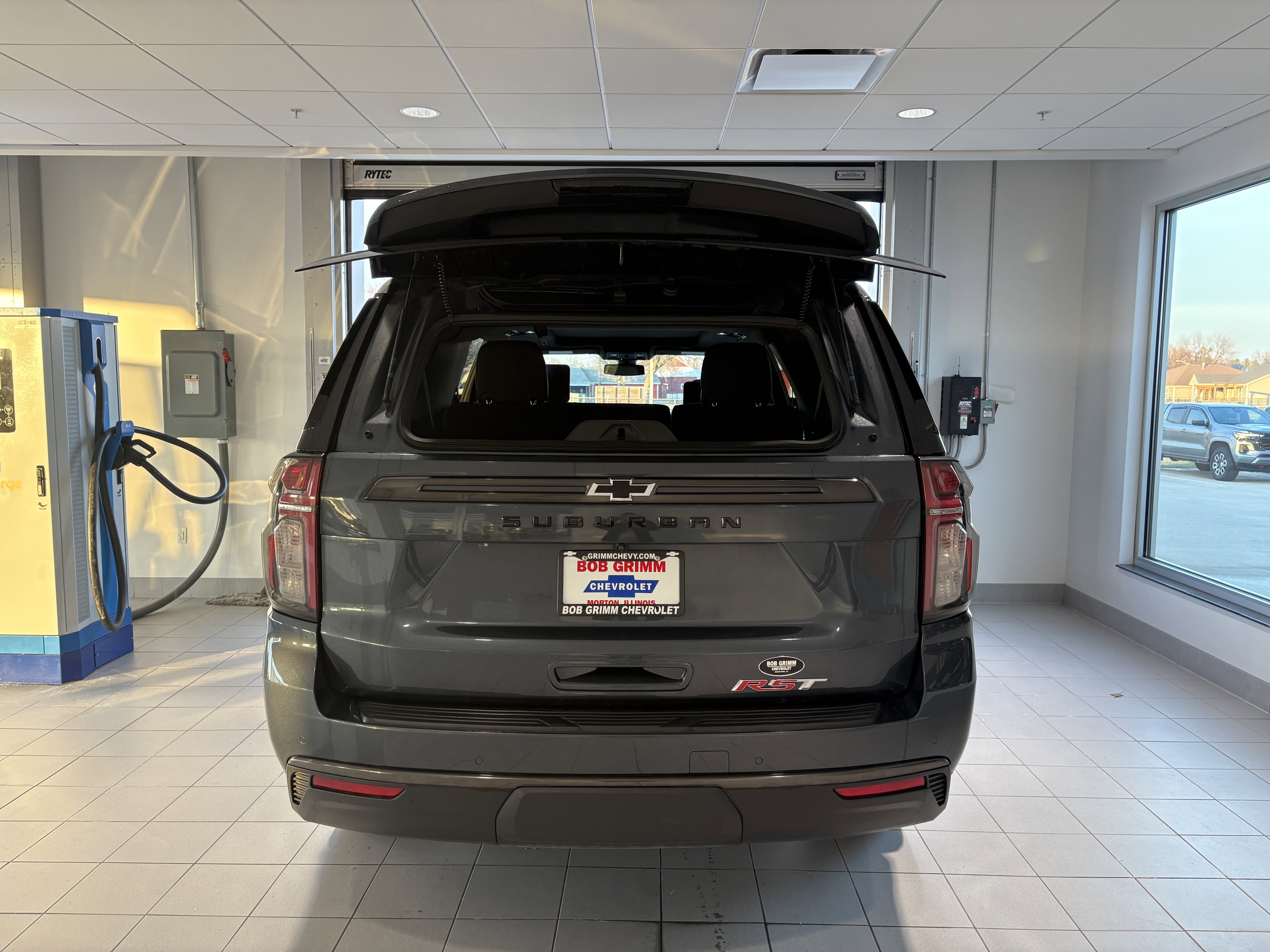 2021 Chevrolet Suburban RST