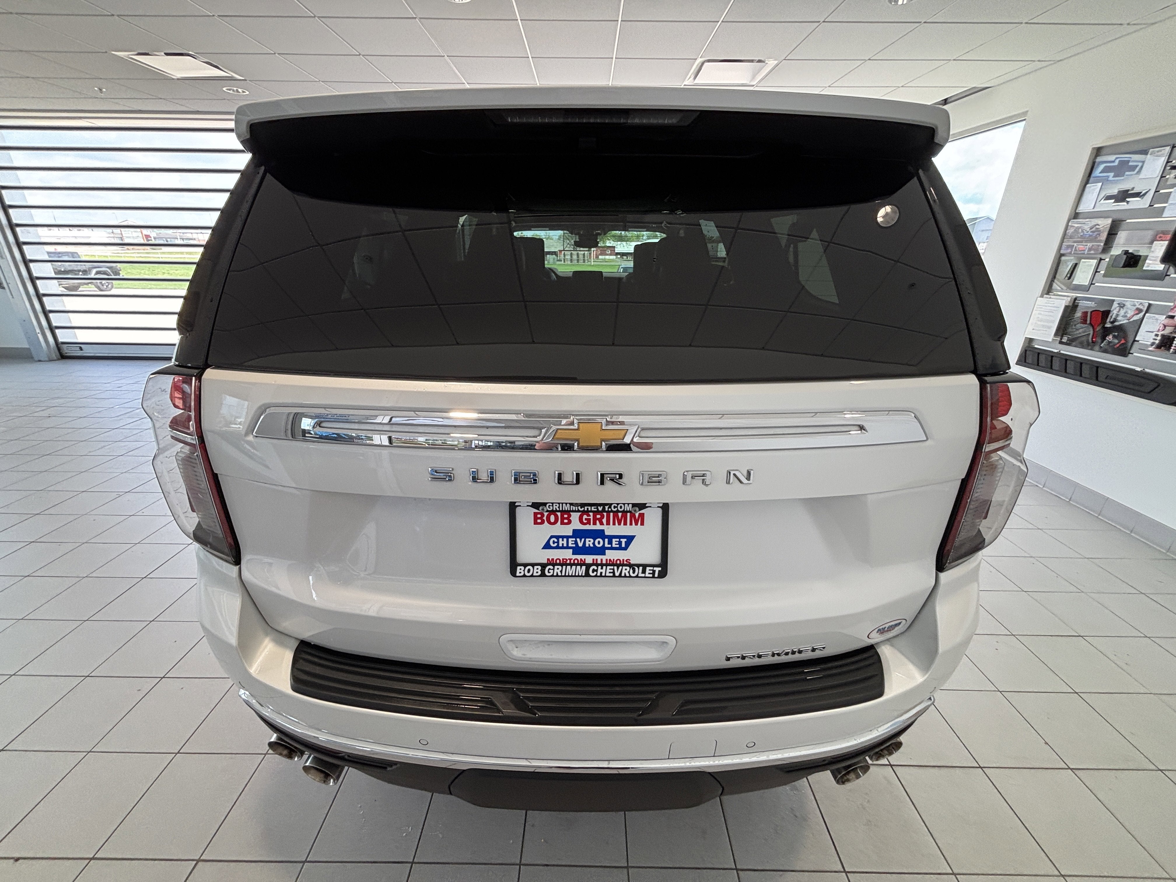 2023 Chevrolet Suburban Premier